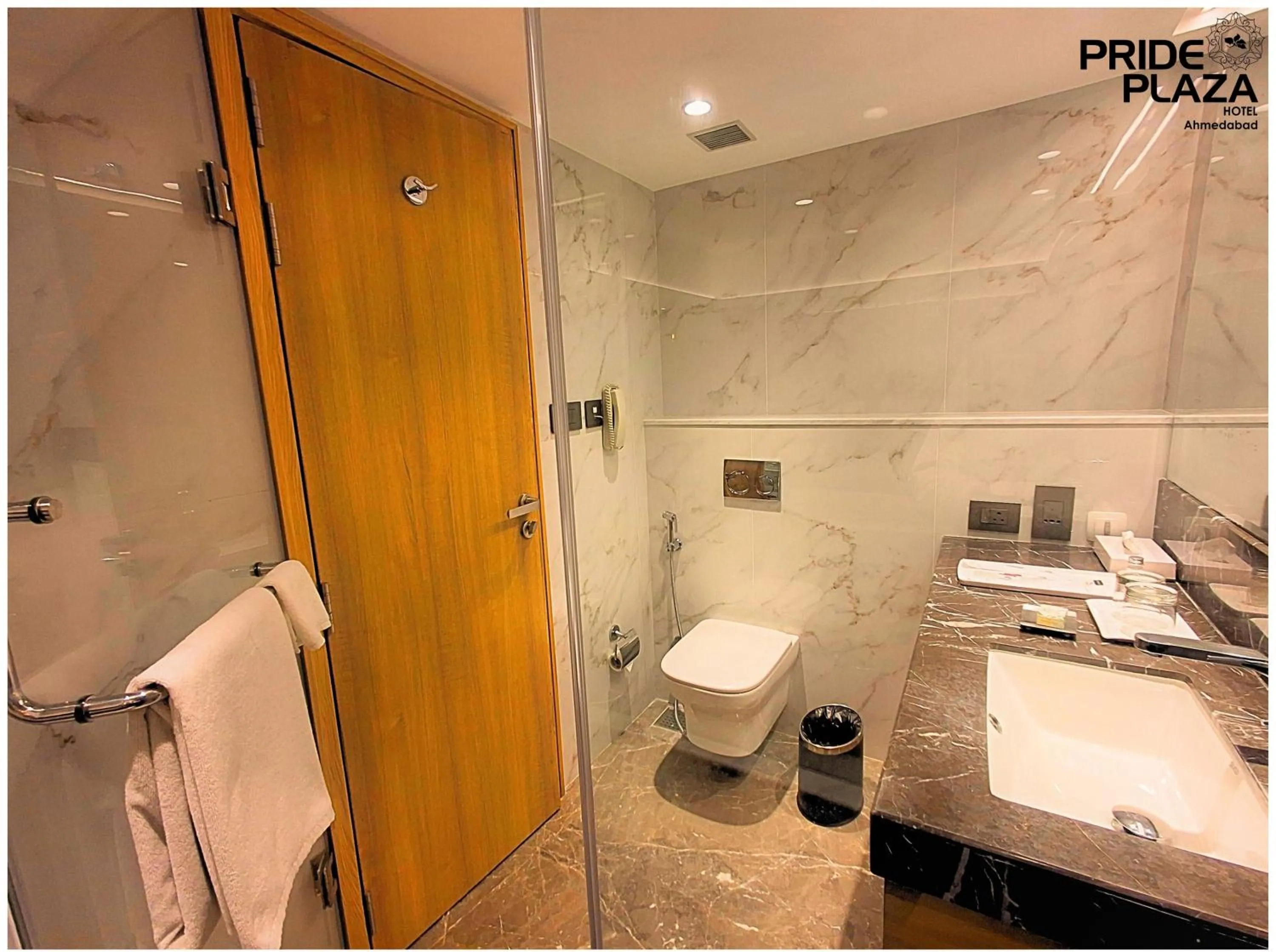Shower in Pride Plaza Hotel, Ahmedabad