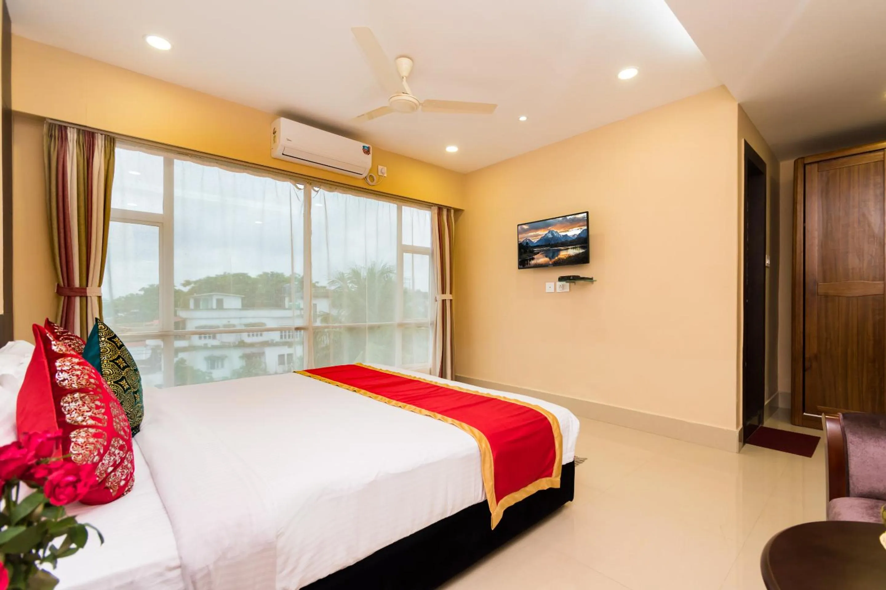 Bedroom, Bed in Central Courtyard Boutique Hotel