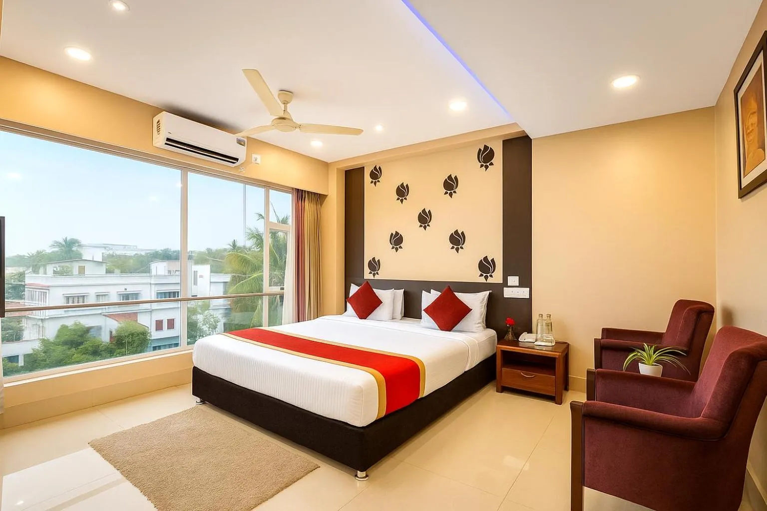 Bedroom, Bed in Central Courtyard Boutique Hotel