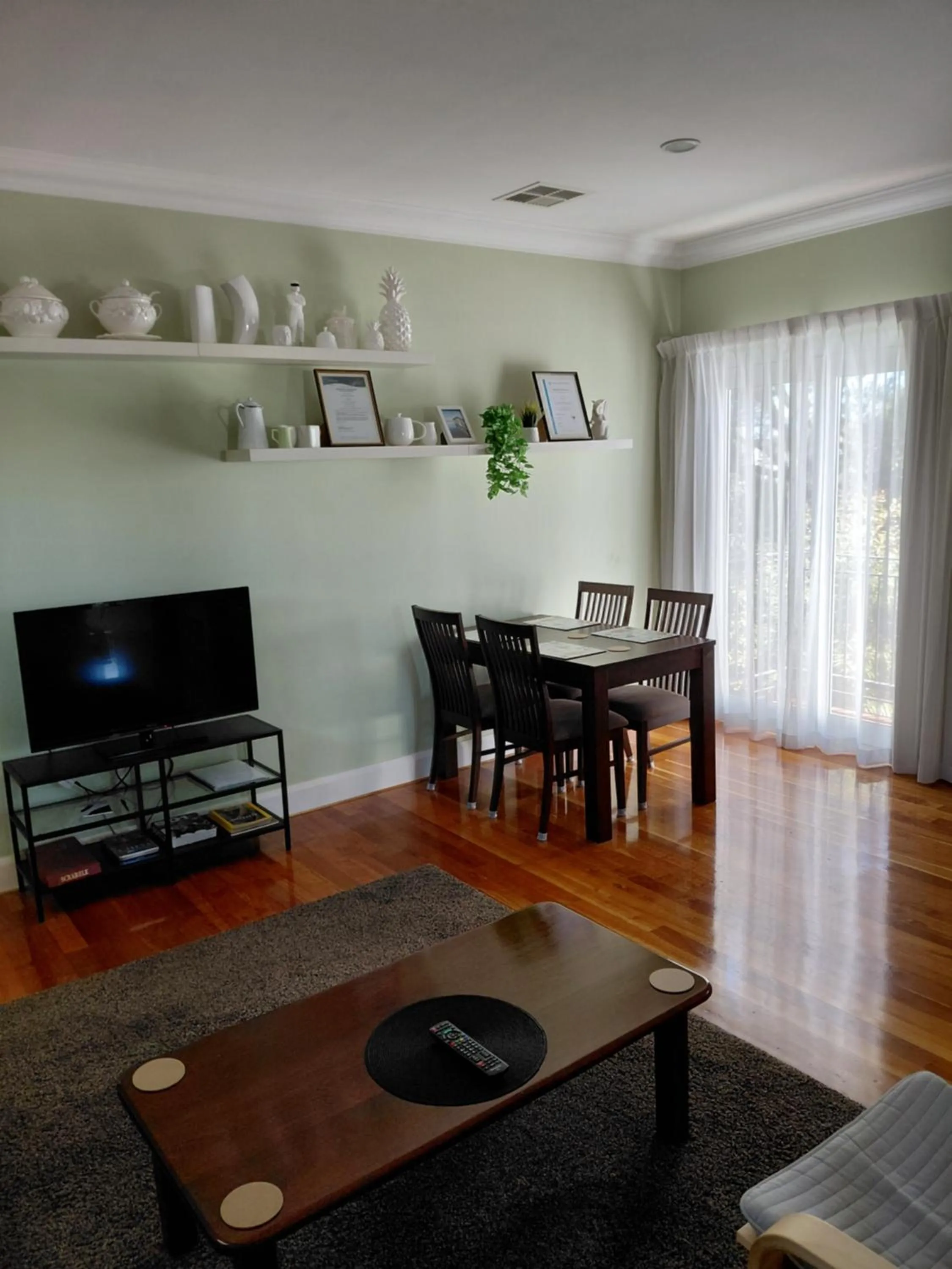 Seating area in Northwood Bed and Breakfast