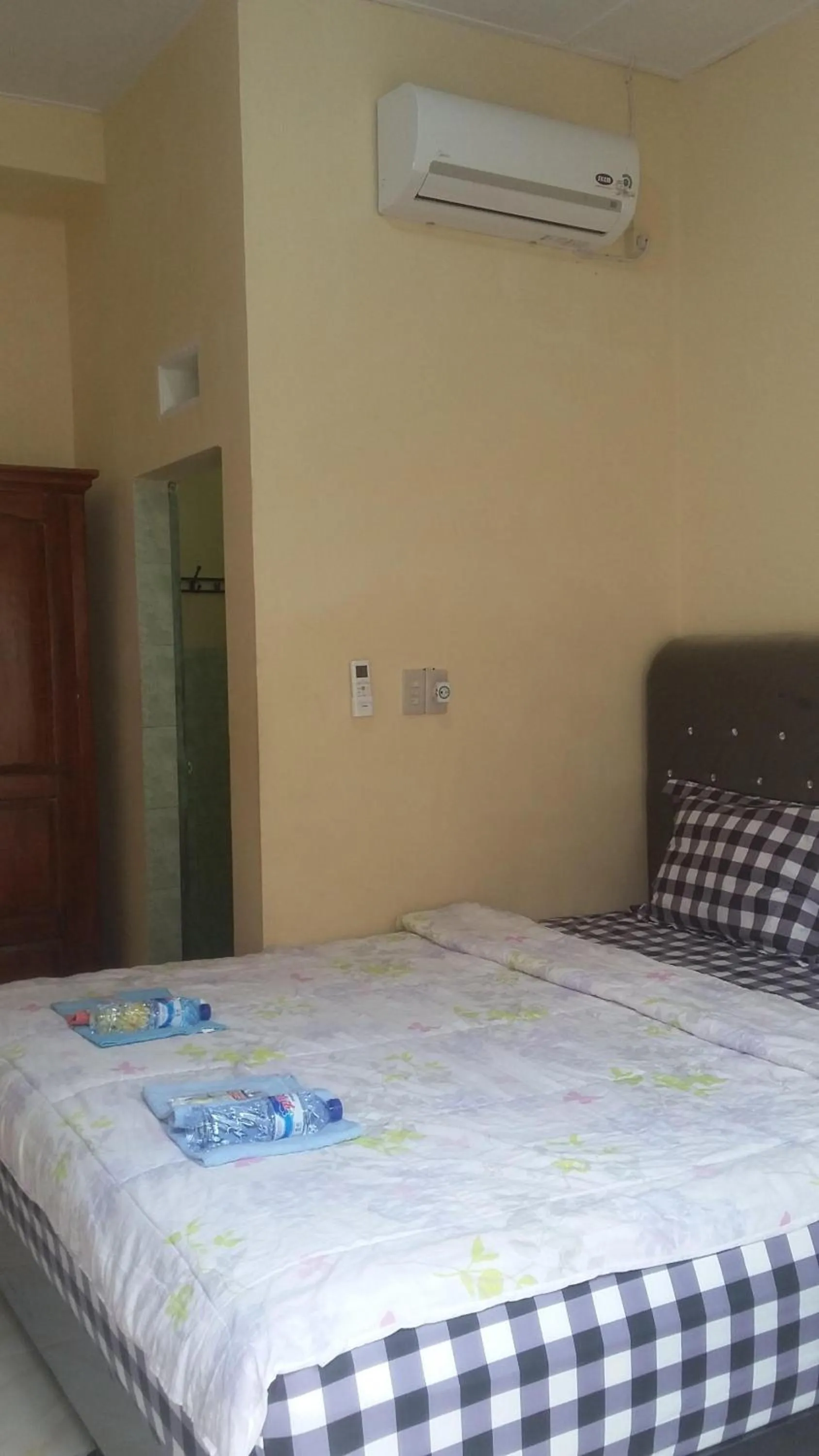 Bed in Rome Residence Sibolga Pandan