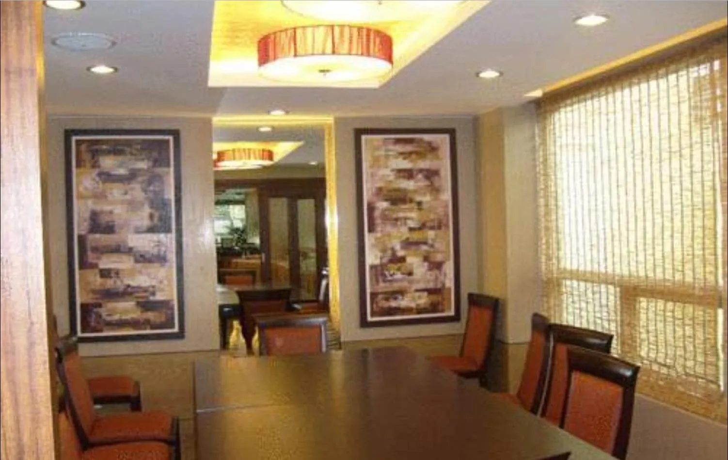 Restaurant/places to eat in One Tagaytay Place Hotel Suites OFFICIAL ACCOUNT