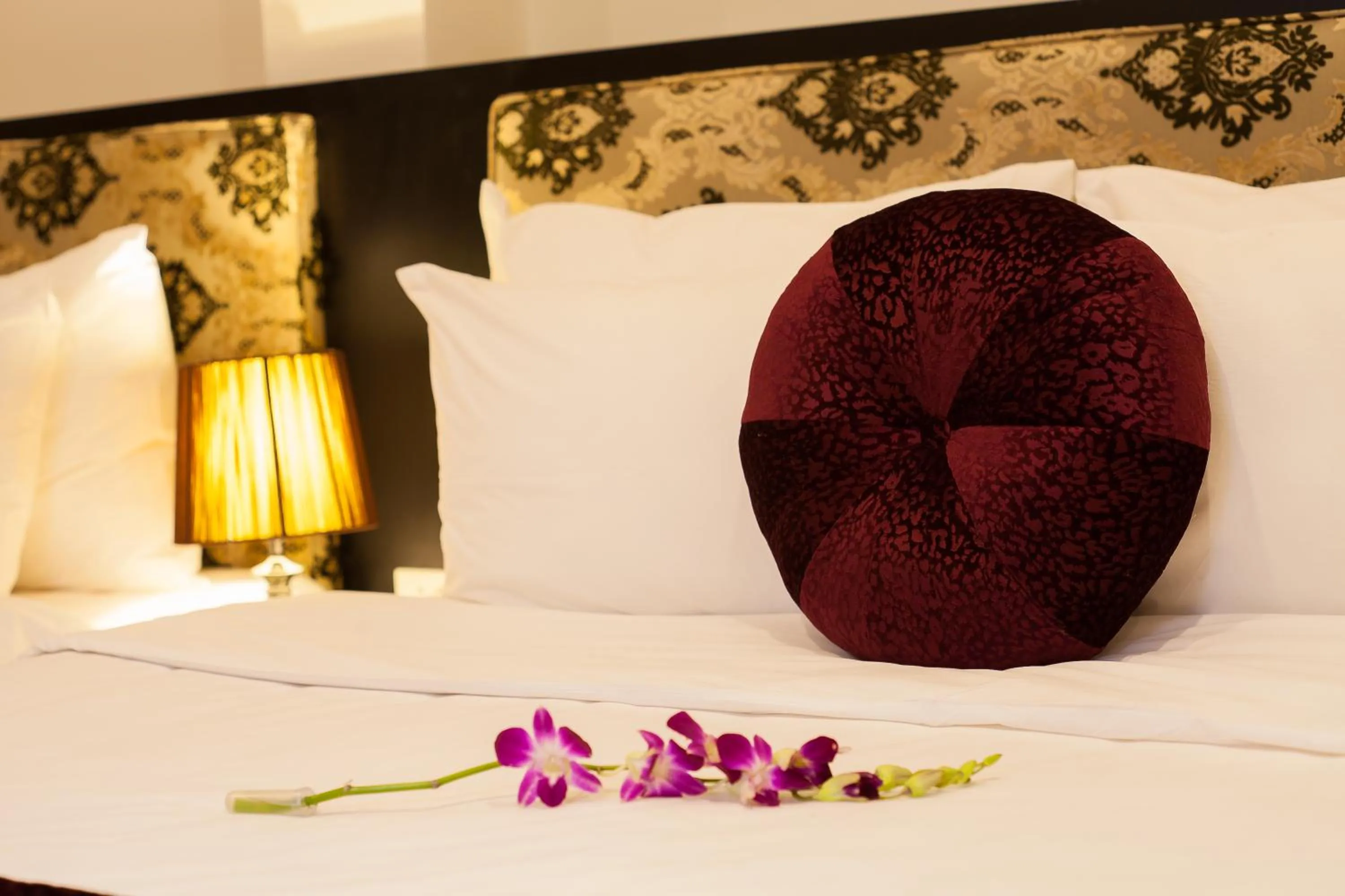 bunk bed, Bed in Serenity Diamond Hotel