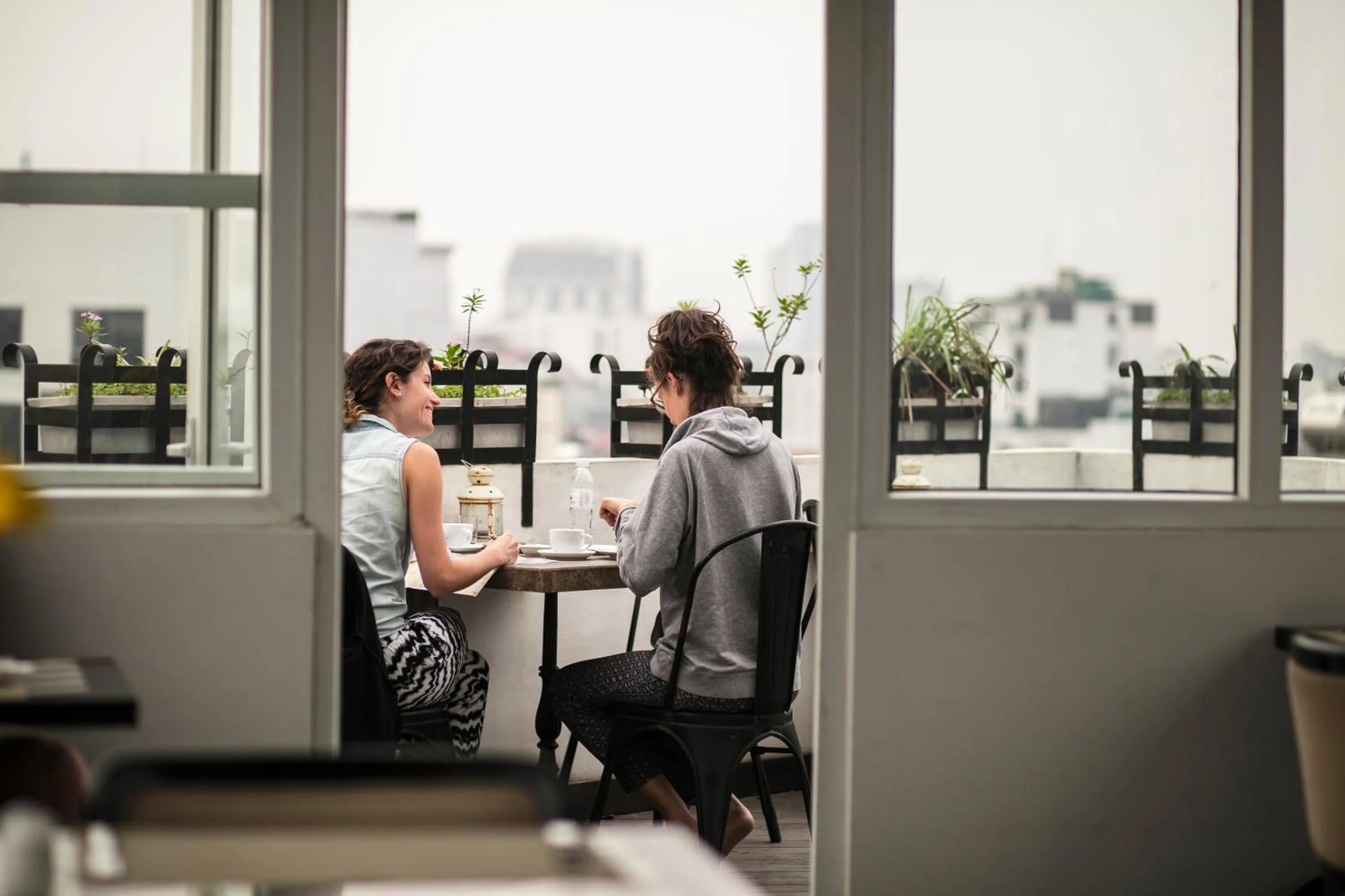 Restaurant/places to eat in Serenity Diamond Hotel