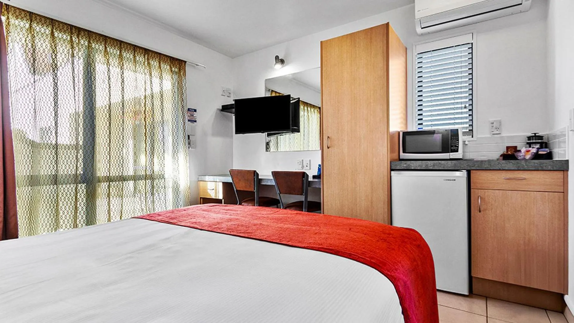 Bed in Bella Vista Motel Rotorua