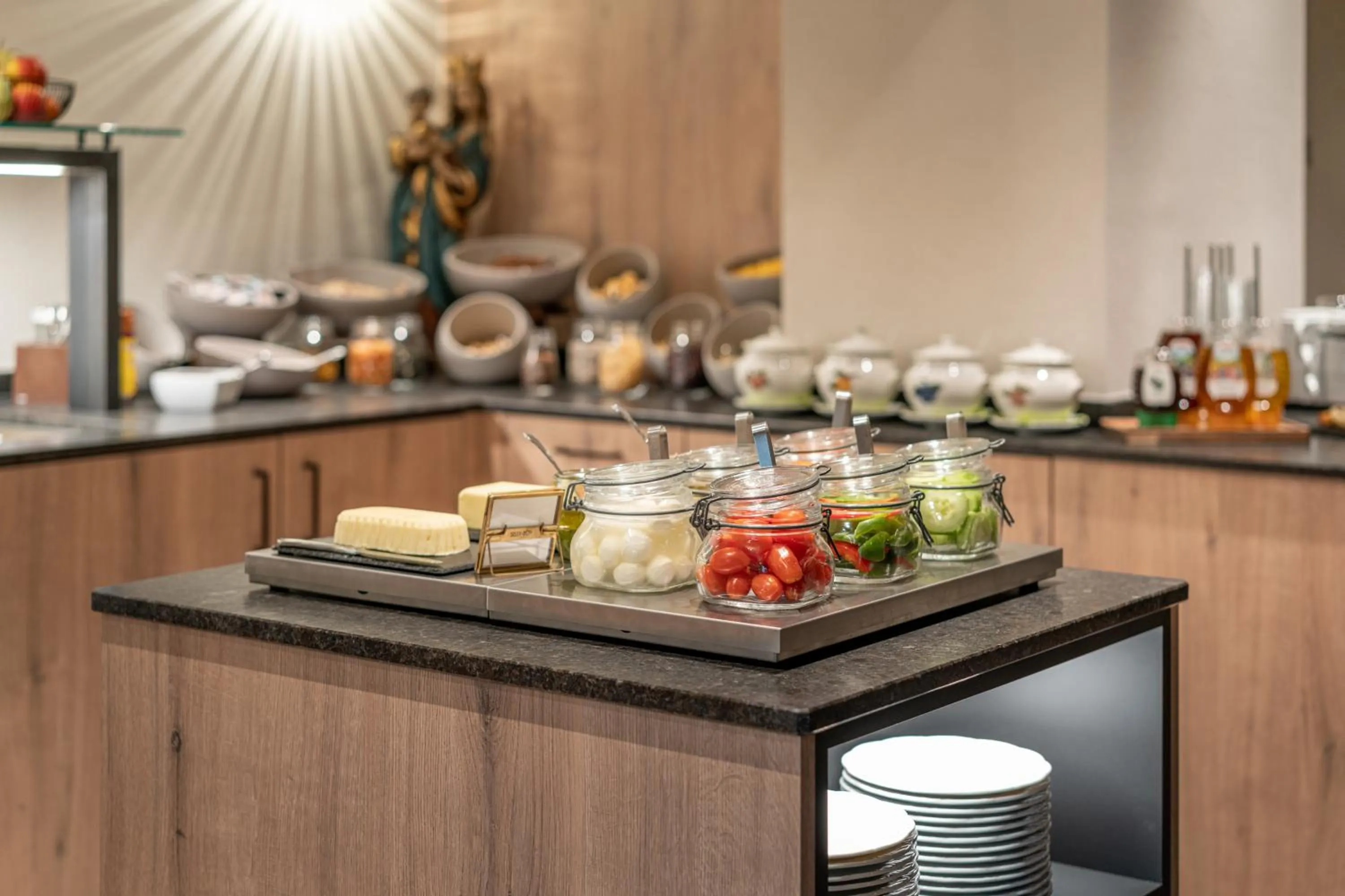 Buffet breakfast in Edelweiss echt-charmant