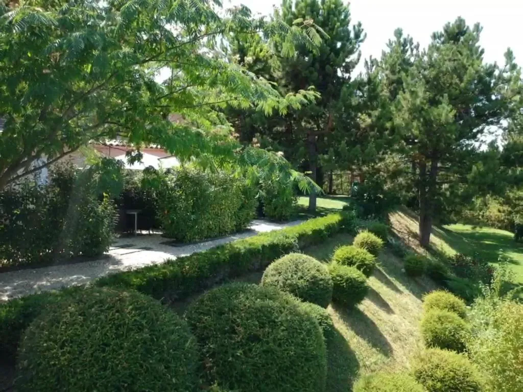 Natural landscape in Le Jardin de Celina