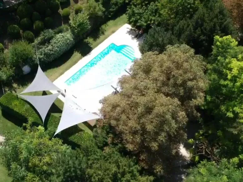 Bird's eye view in Le Jardin de Celina