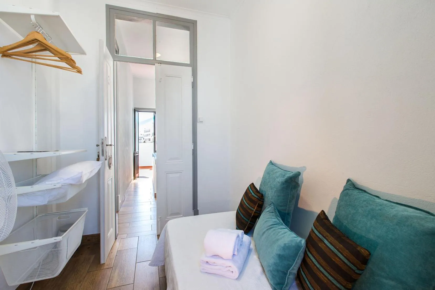 Bedroom, Bed in Faro Cosy Guesthouse