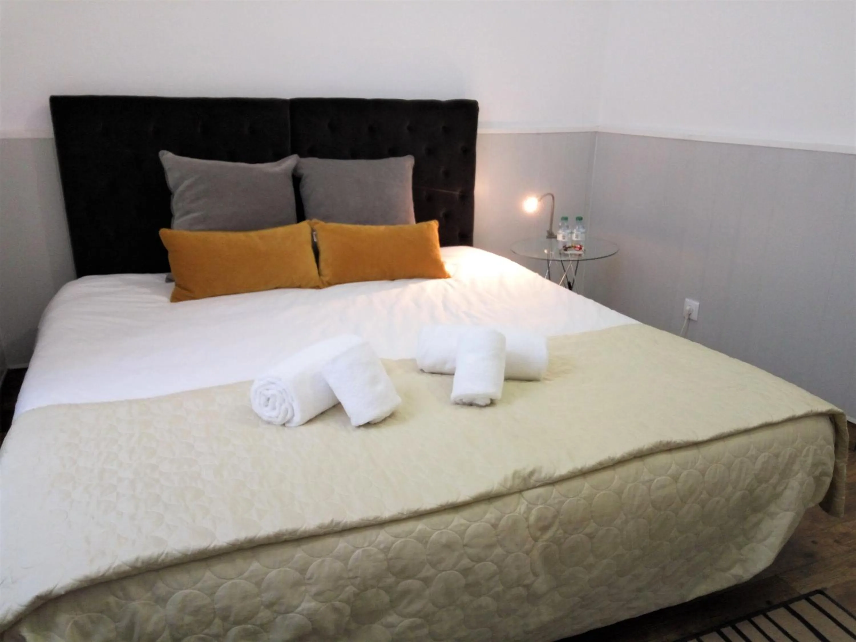 Bed in Faro Cosy Guesthouse