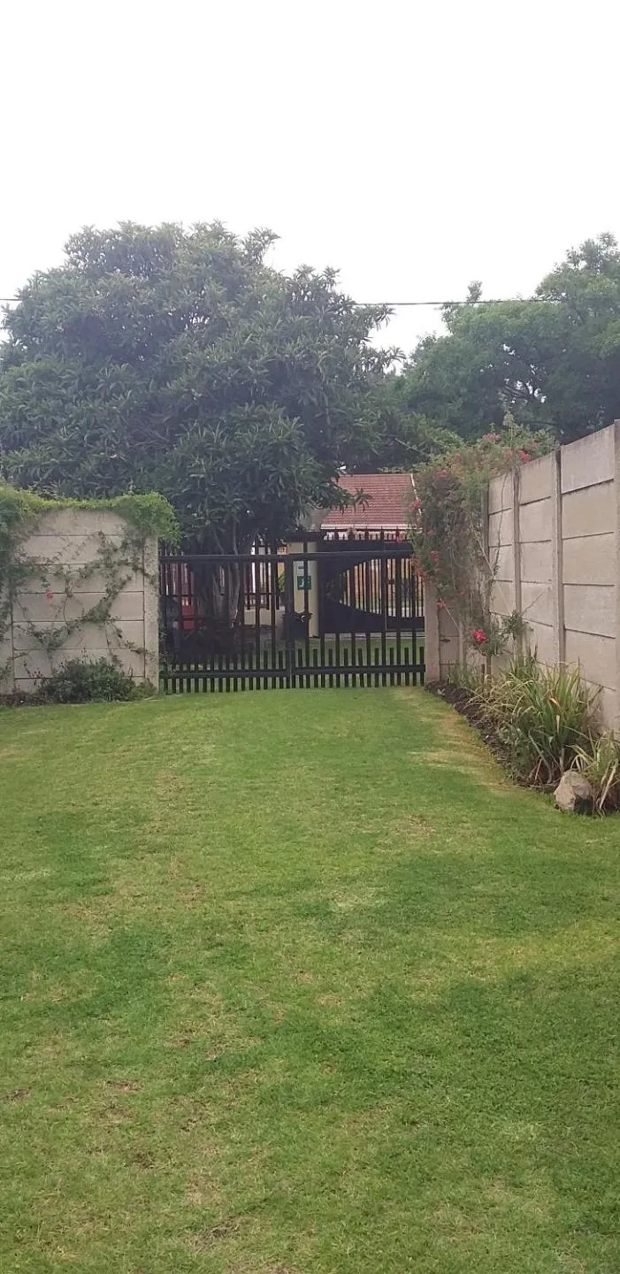 Garden in Kwa-Dlamathe Guesthouse