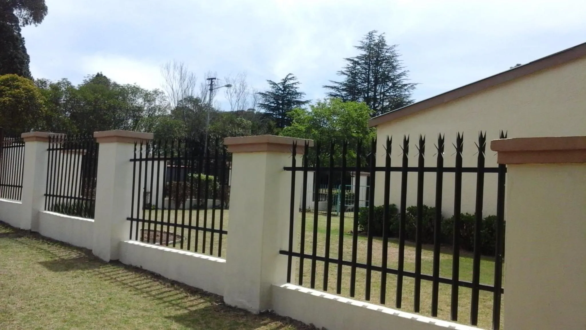 Garden in Kwa-Dlamathe Guesthouse