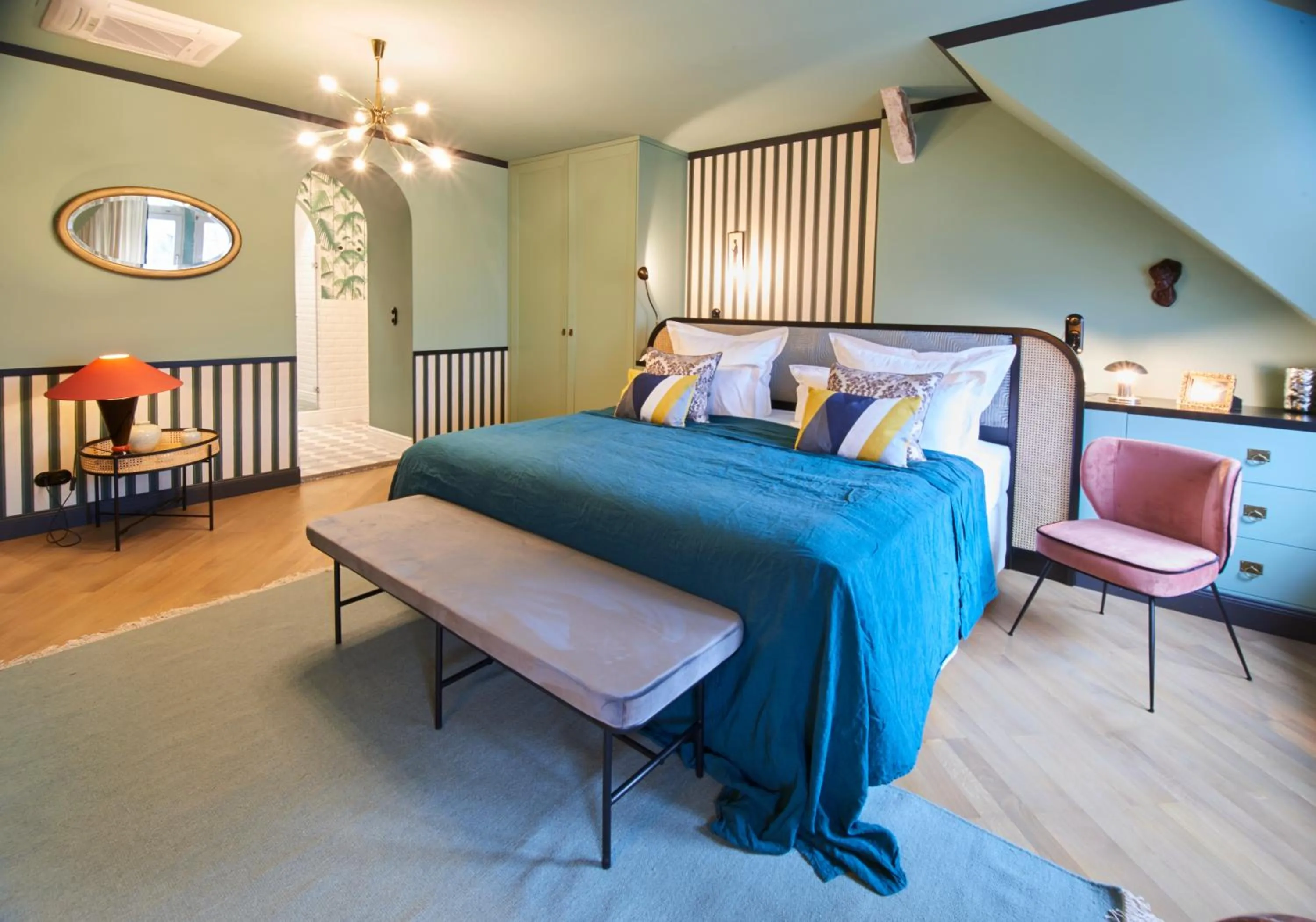 Bed in Cora Apartments