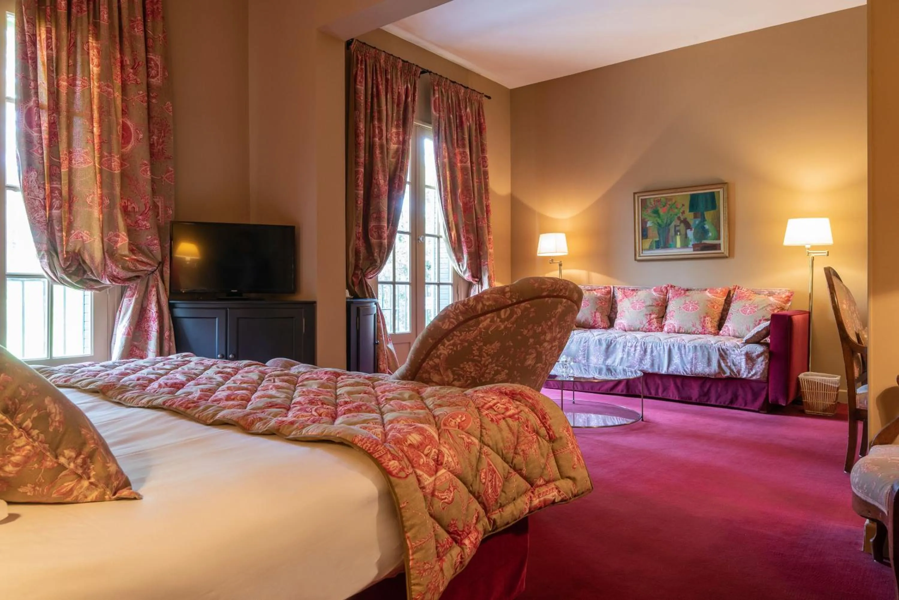 Photo of the whole room, Bed in Domaine d'Auriac - Relais & Châteaux