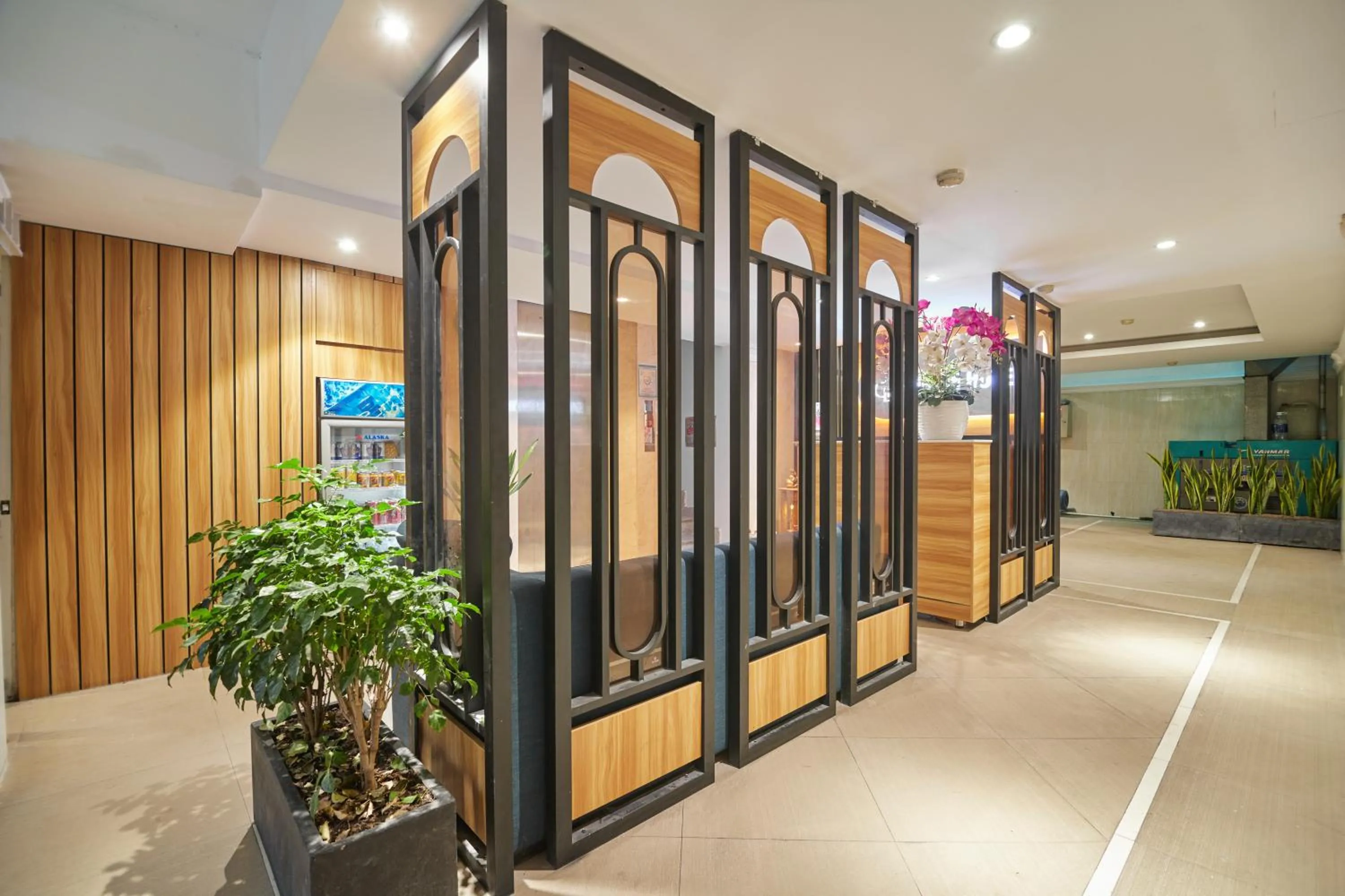 Property building in Bin Bin Hotel 2 - Near Him Lam D7