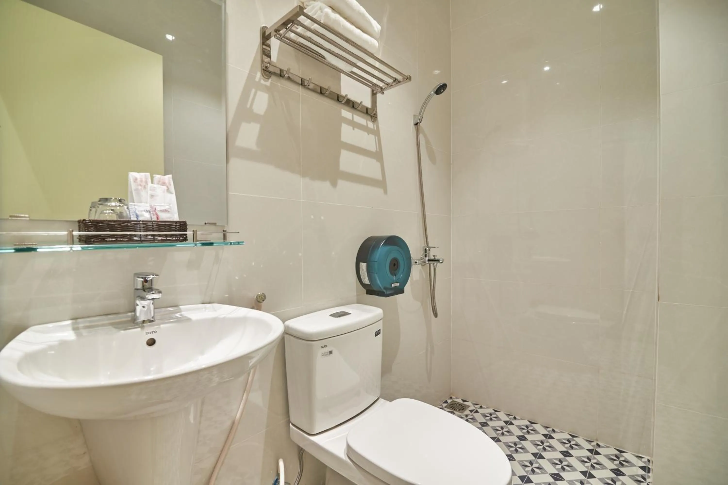 Bathroom in Bin Bin Hotel 2 - Near Him Lam D7