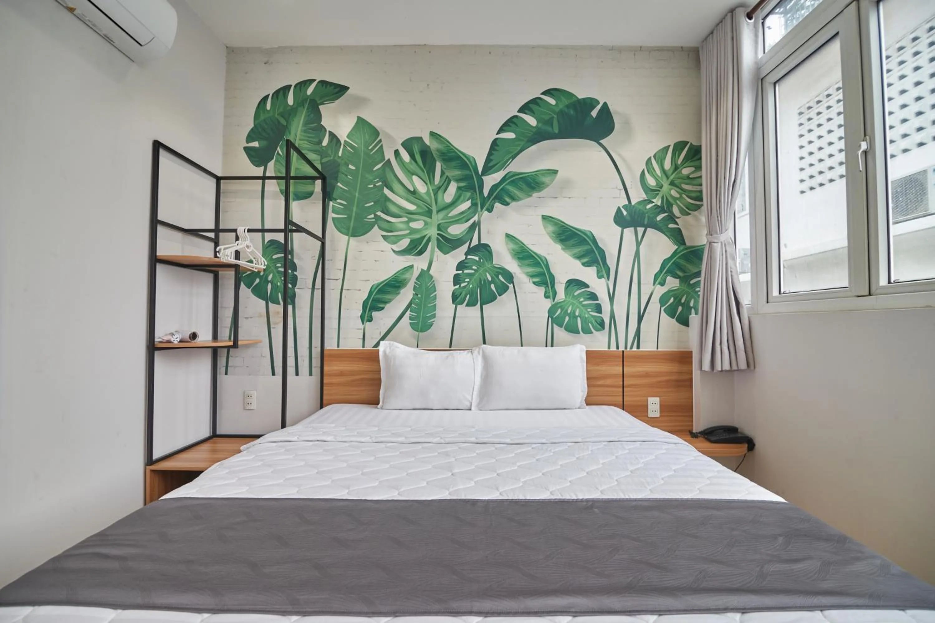 Bedroom, Bed in Bin Bin Hotel 2 - Near Him Lam D7