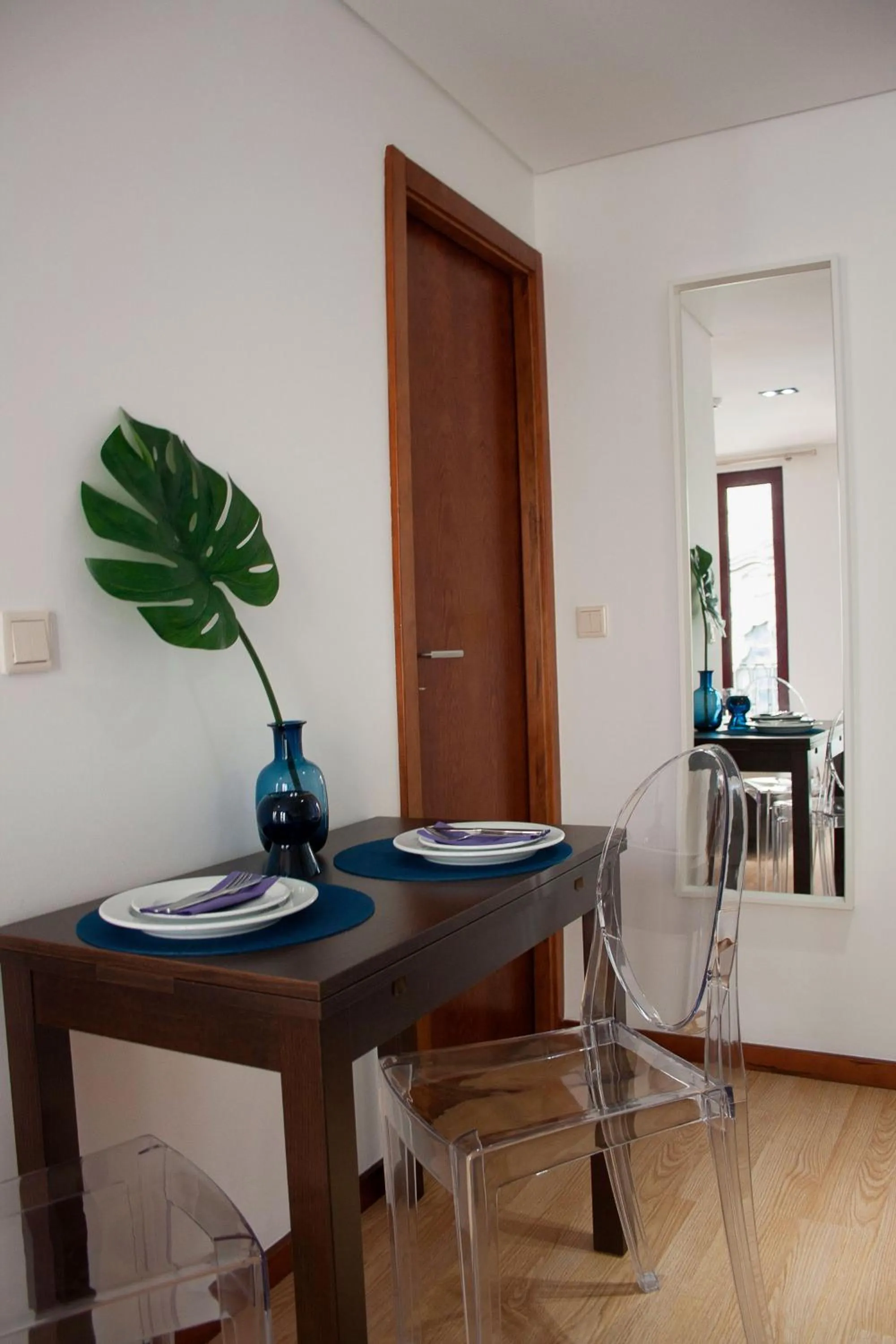 Decorative detail in Nations Porto - Studios & Suites