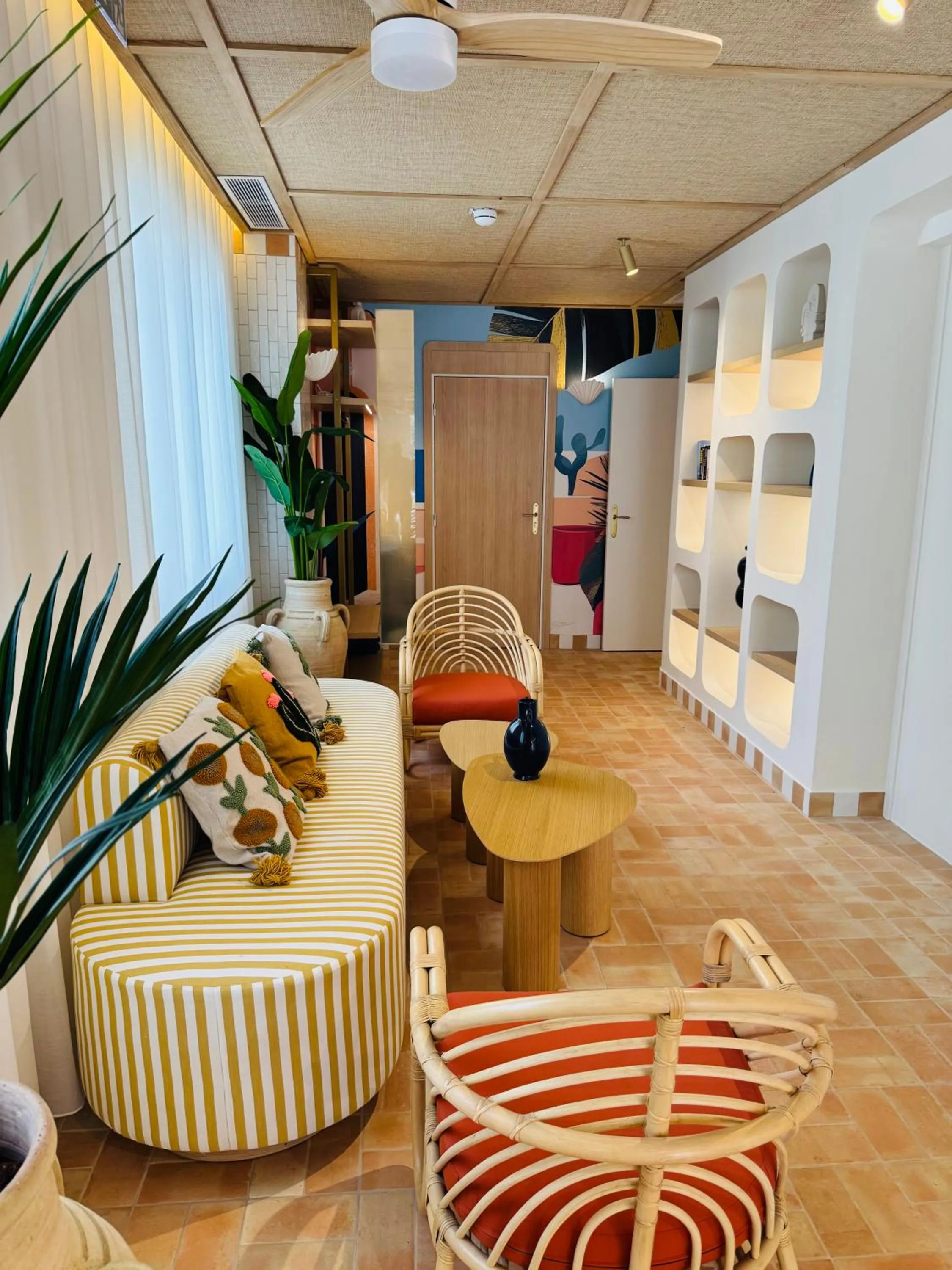 Seating area in Hôtel Gabriel