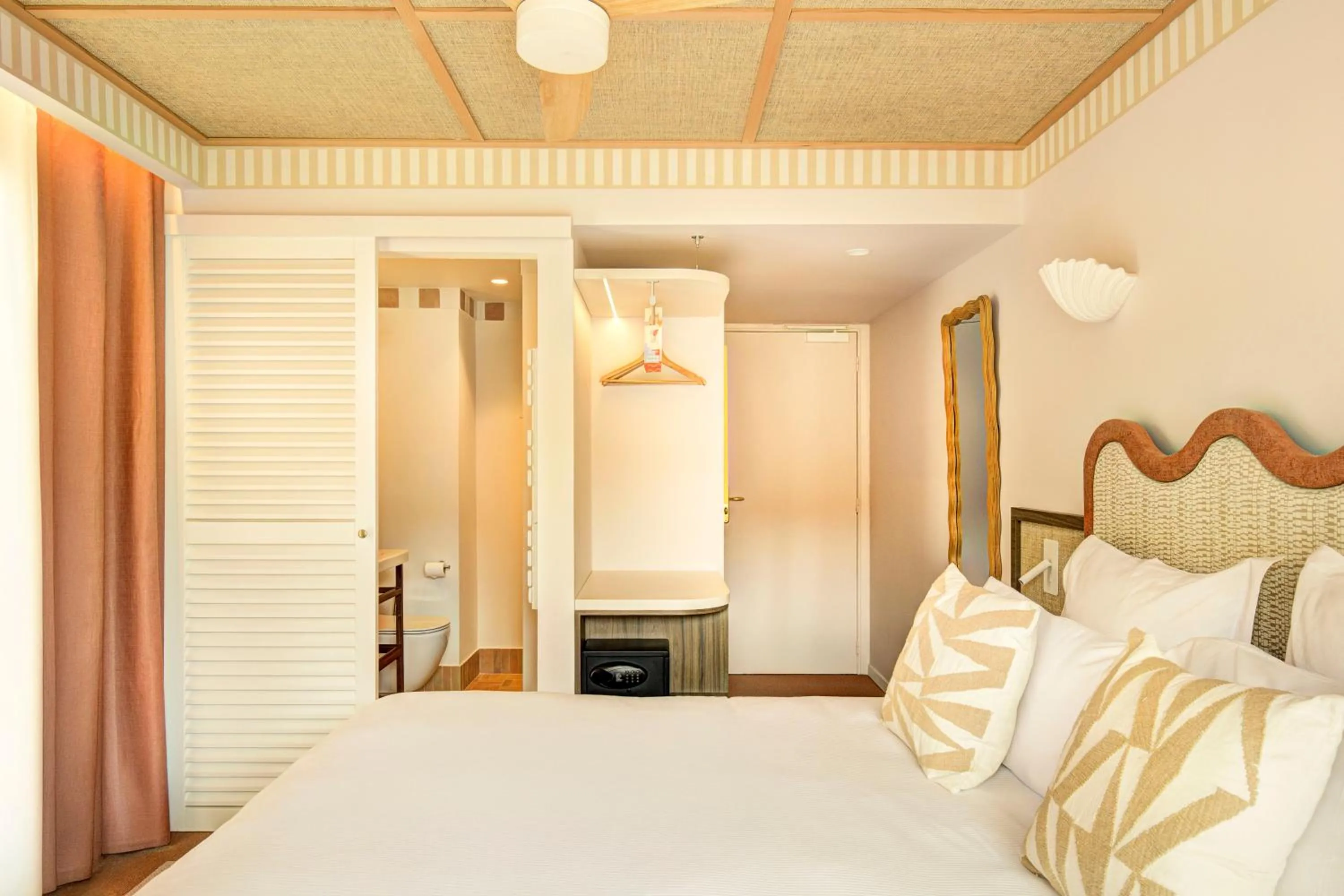 Bed in Hôtel Gabriel