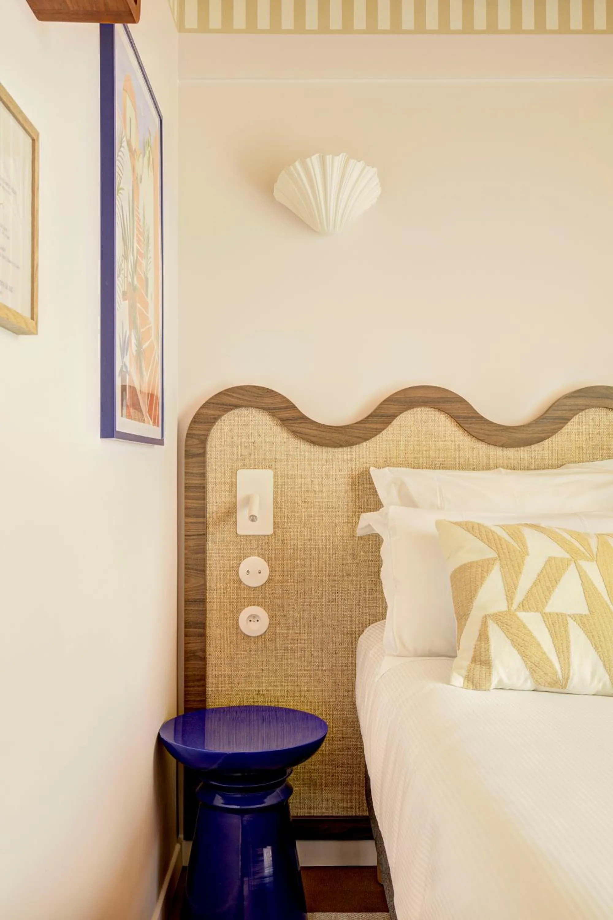 Bed in Hôtel Gabriel