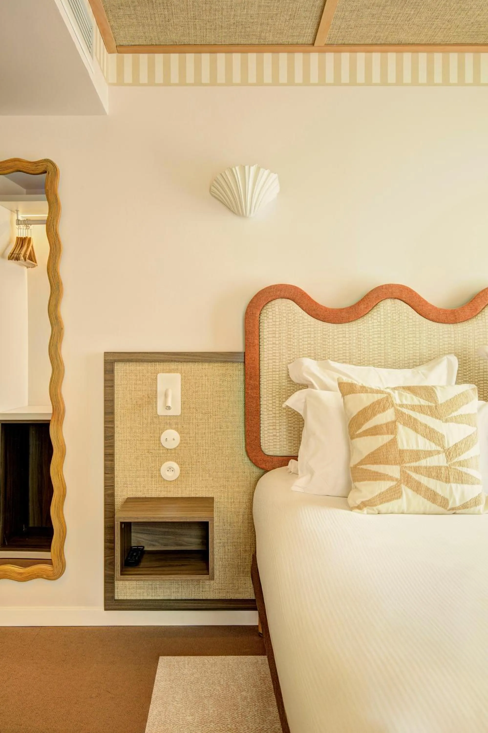 Bed in Hôtel Gabriel