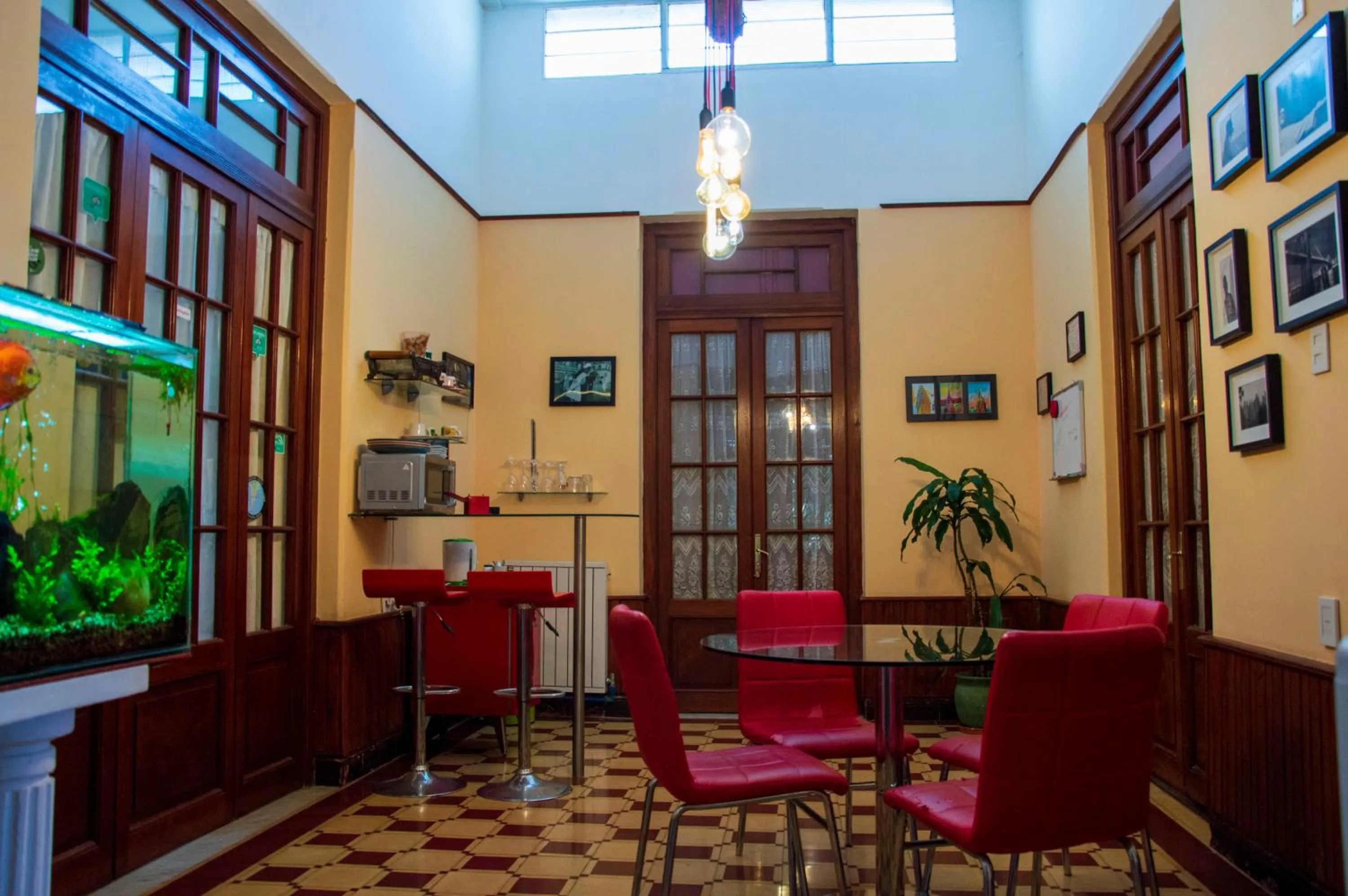 Seating area in Cane B&B