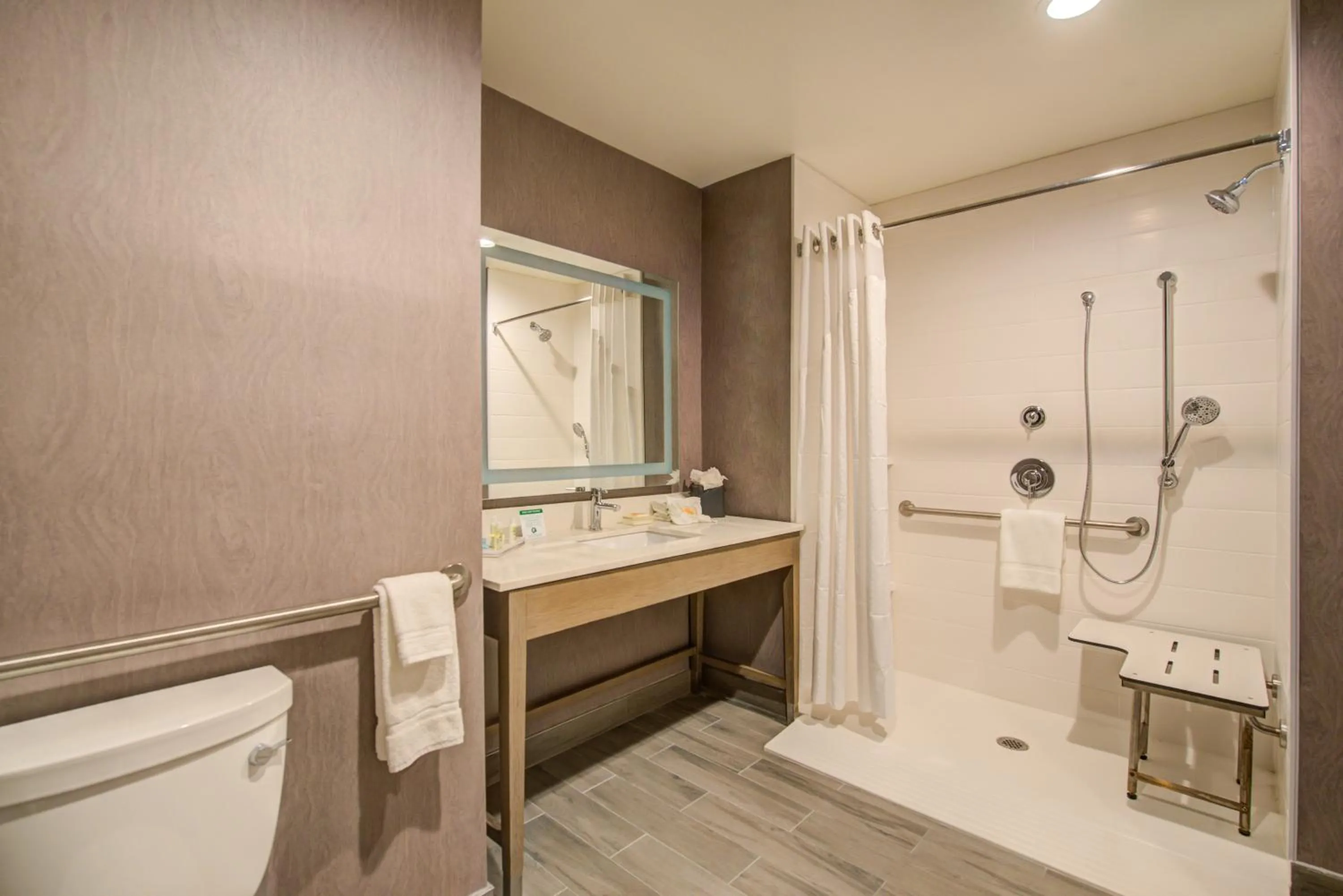 Bathroom in Holiday Inn Hotel & Suites - Houston West - Katy Mills by IHG