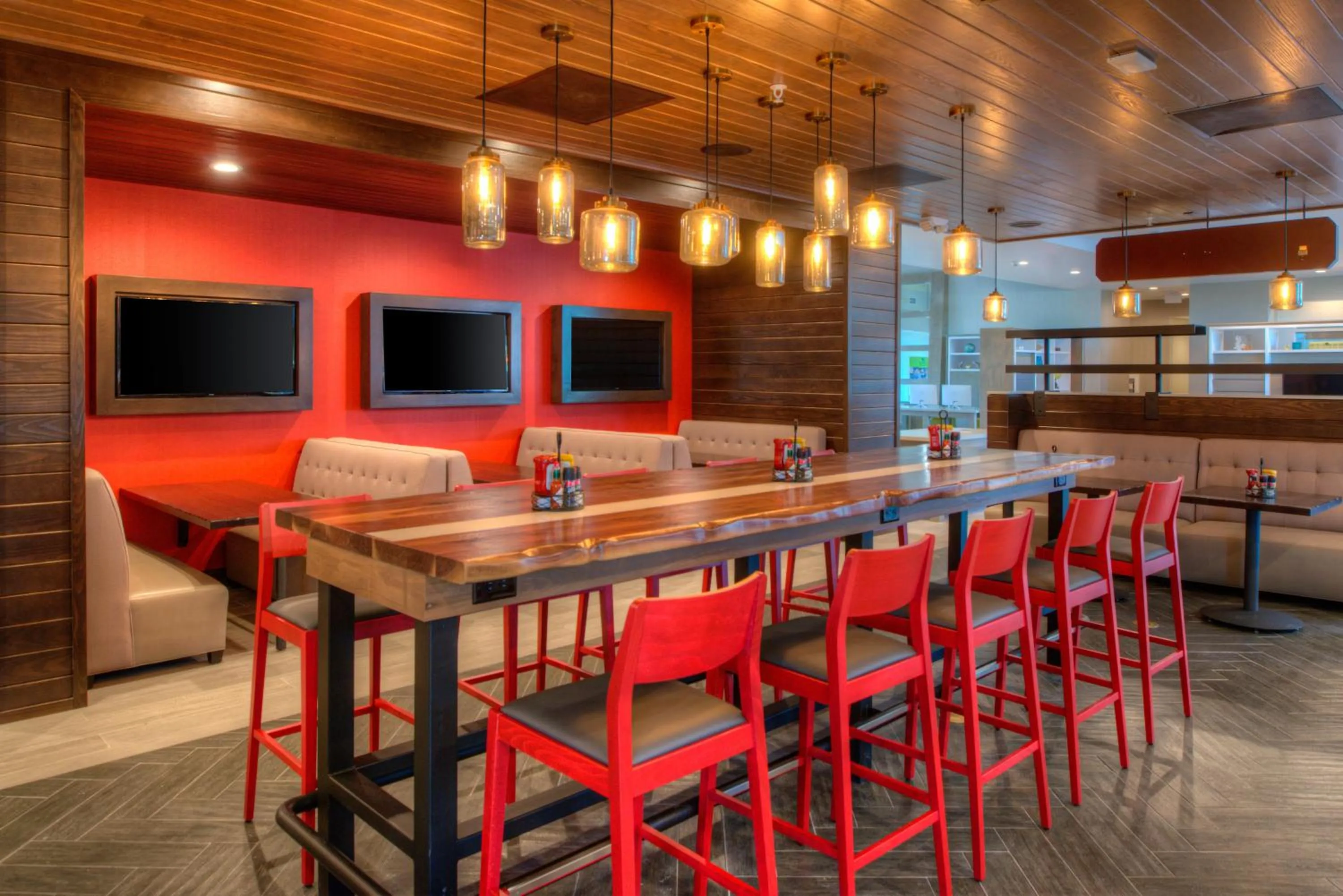 Restaurant/places to eat in Holiday Inn Hotel & Suites - Houston West - Katy Mills by IHG