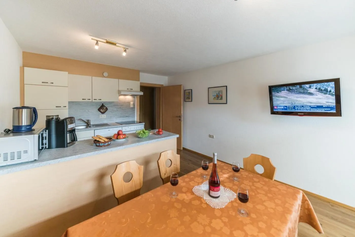 Dining area in Appartement Rosengarten
