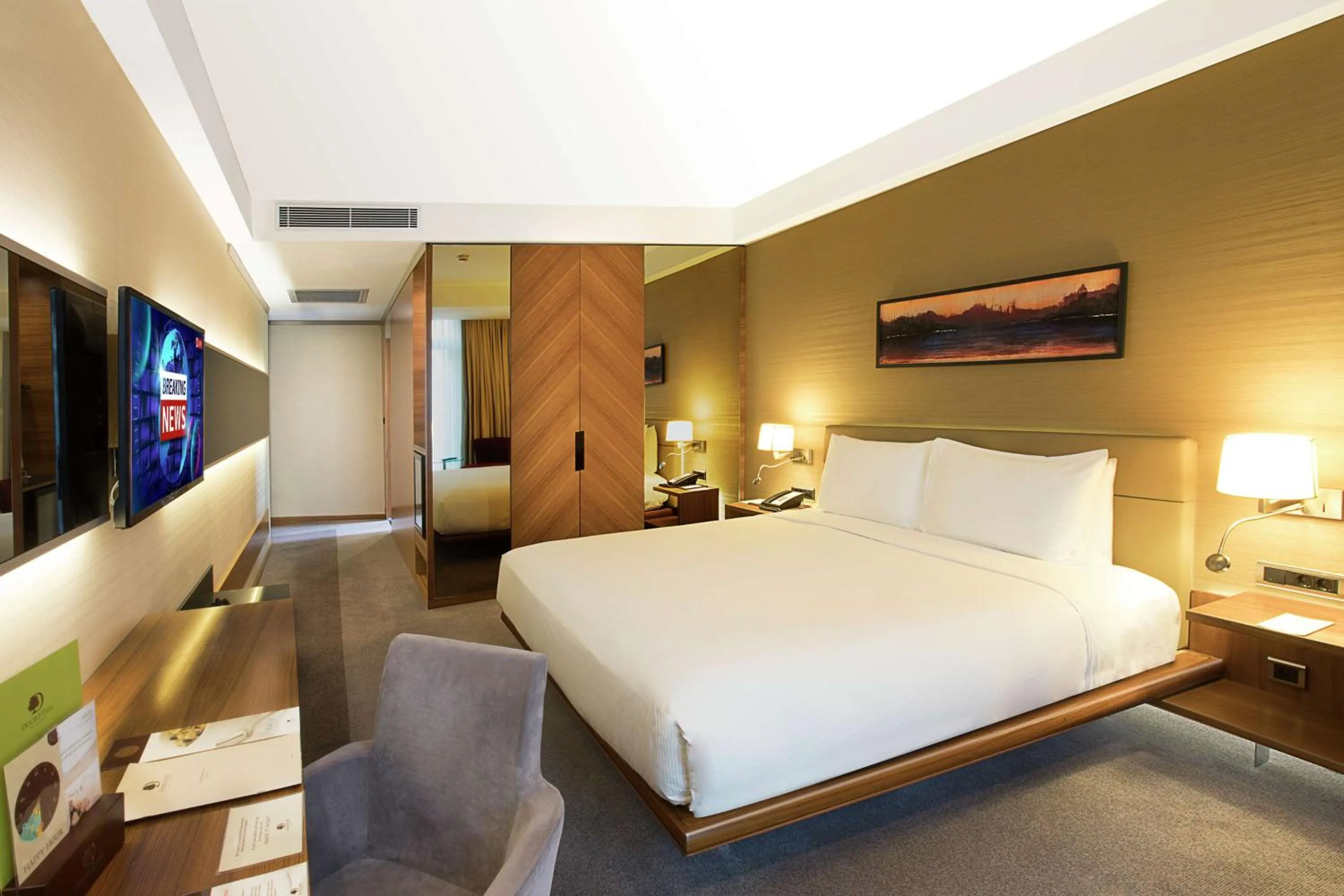 Bedroom, Bed in DoubleTree By Hilton Istanbul - Old Town