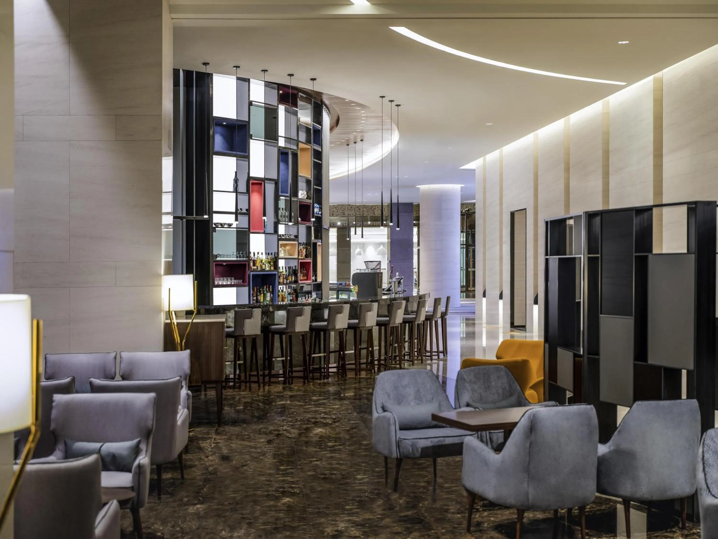 Lounge or bar in Novotel Ambassador Seoul Yongsan