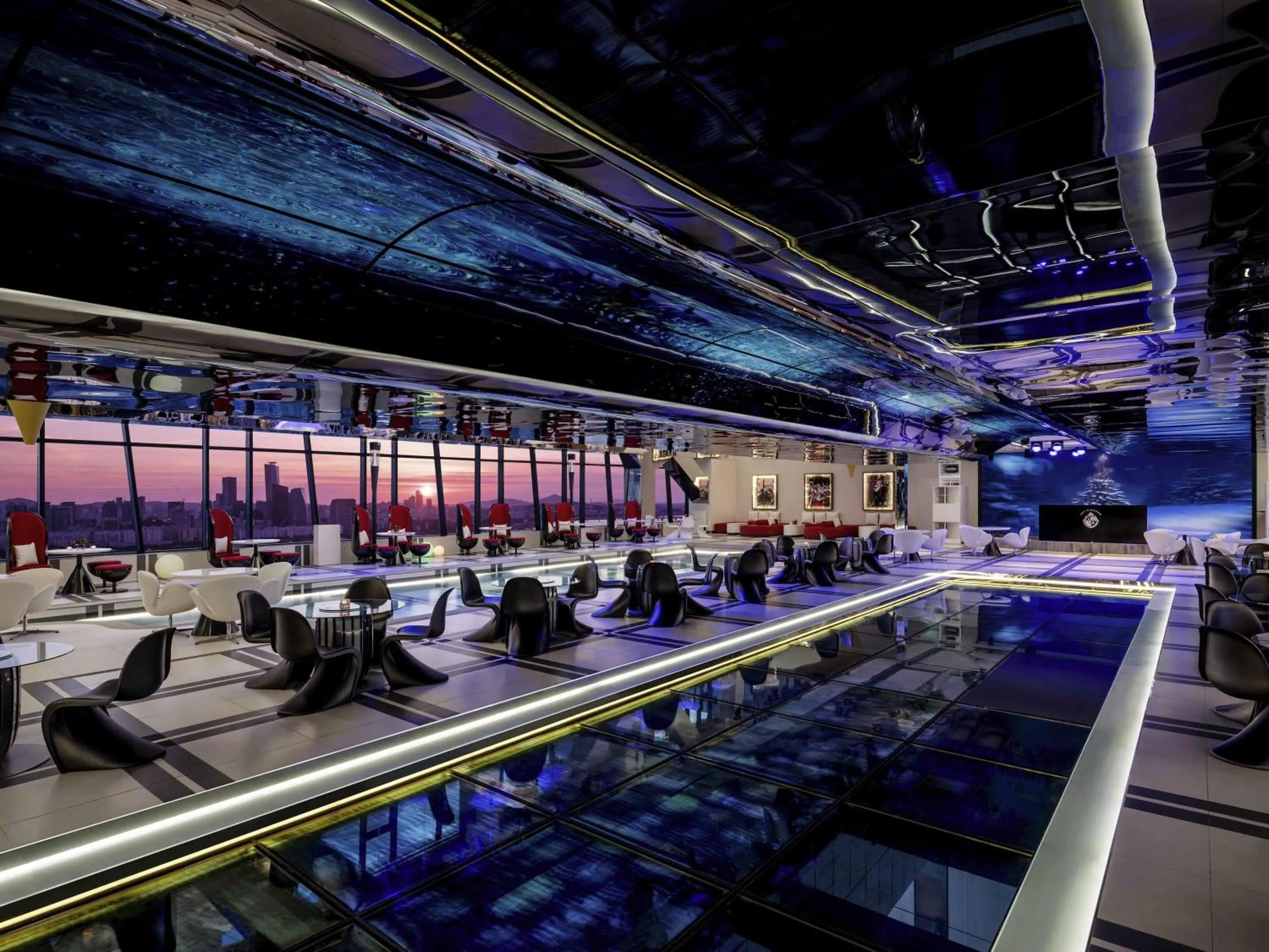 Restaurant/places to eat in Novotel Ambassador Seoul Yongsan