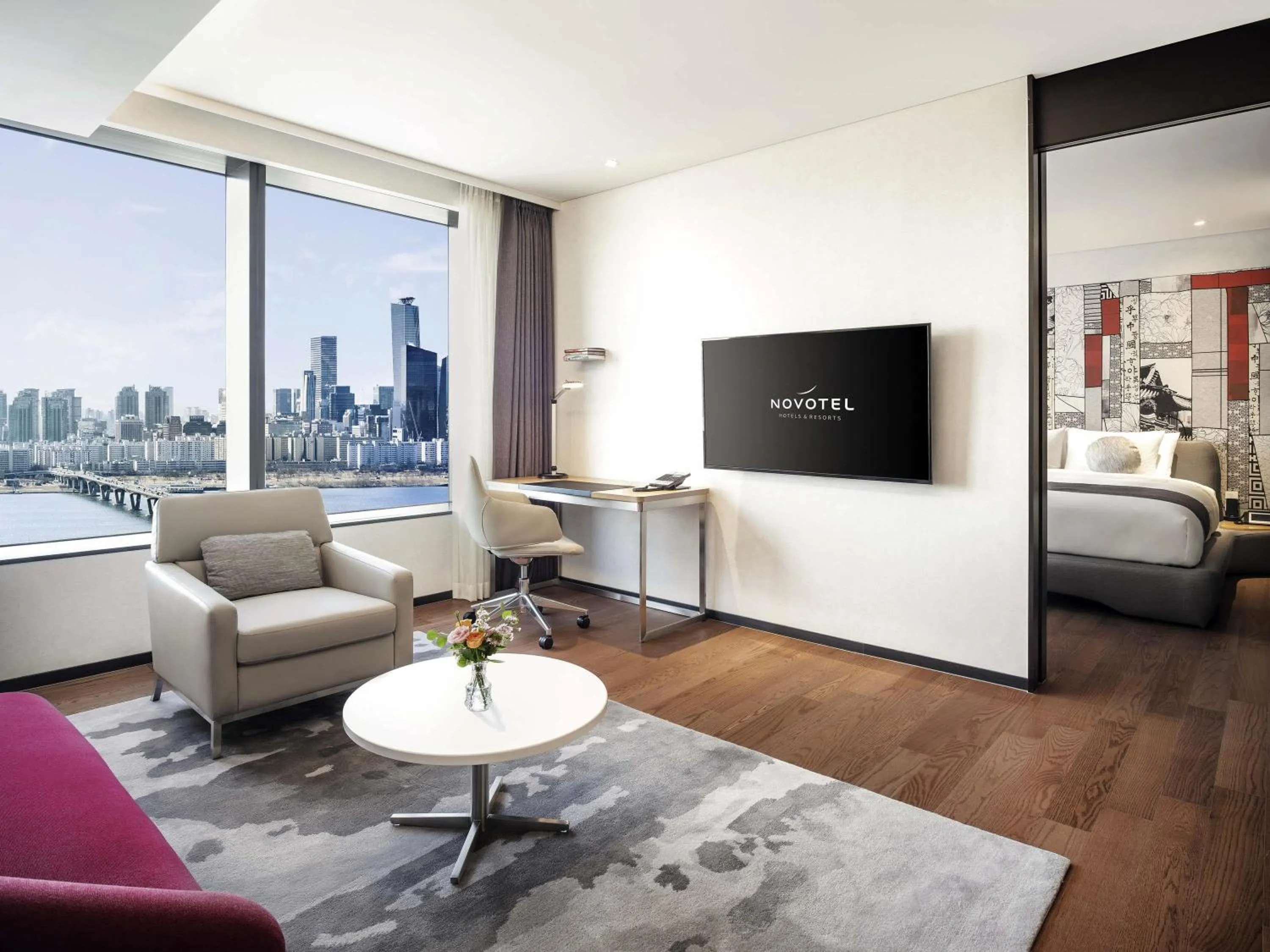 Bedroom in Novotel Ambassador Seoul Yongsan