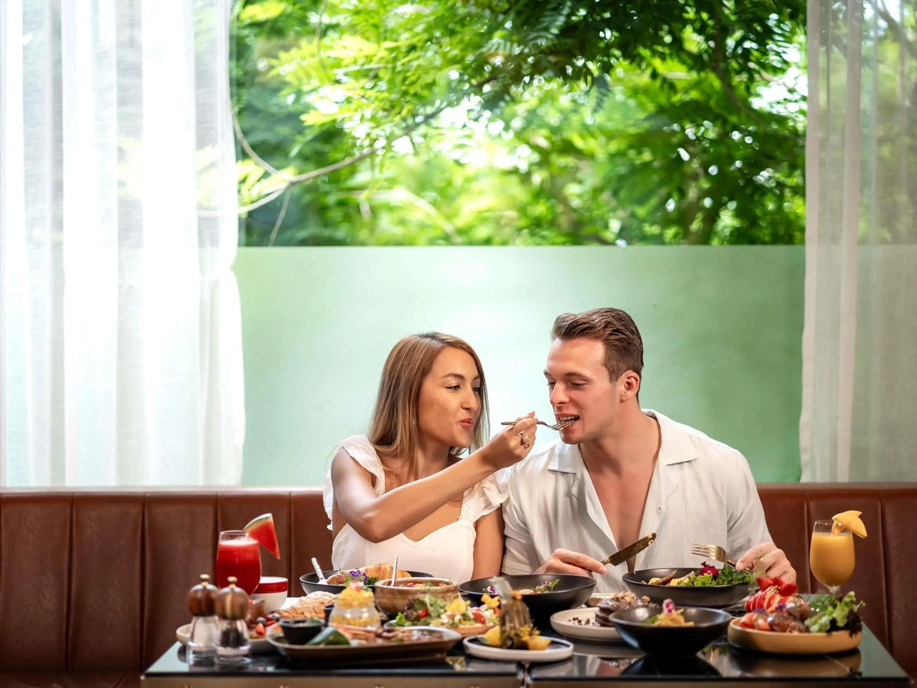 Restaurant/places to eat in Avista Grande Phuket Karon - MGallery