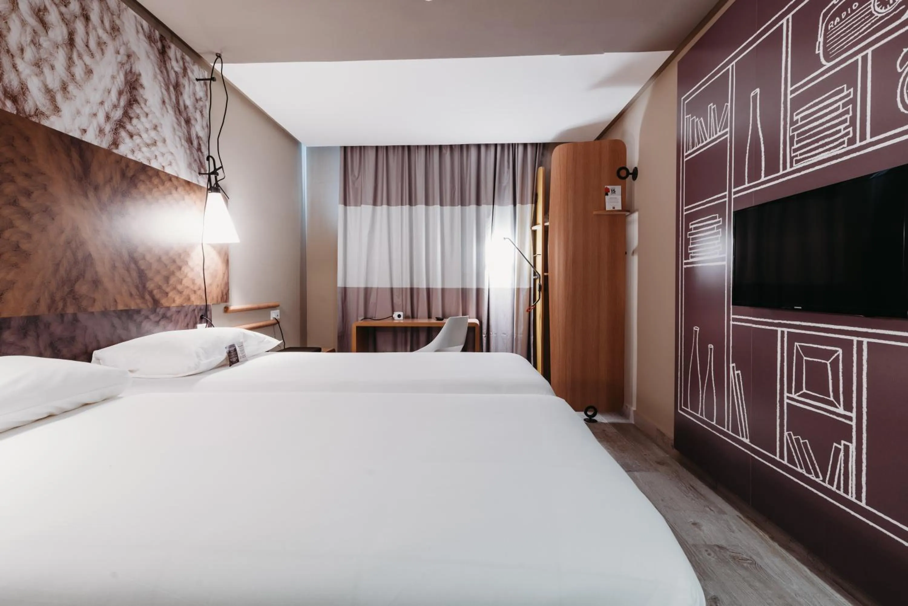 Bed in Ibis Mohammedia