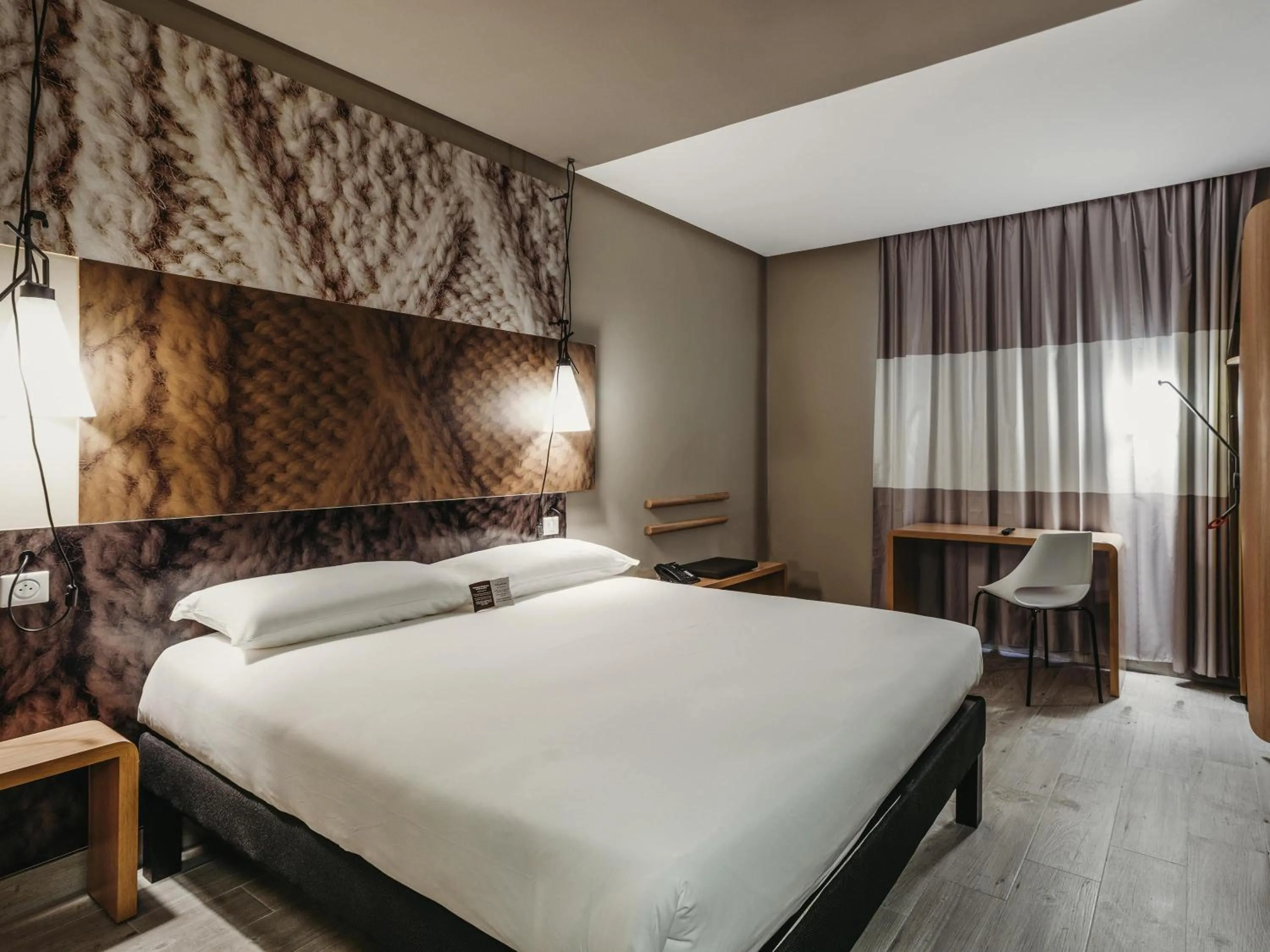 Bedroom, Bed in Ibis Mohammedia