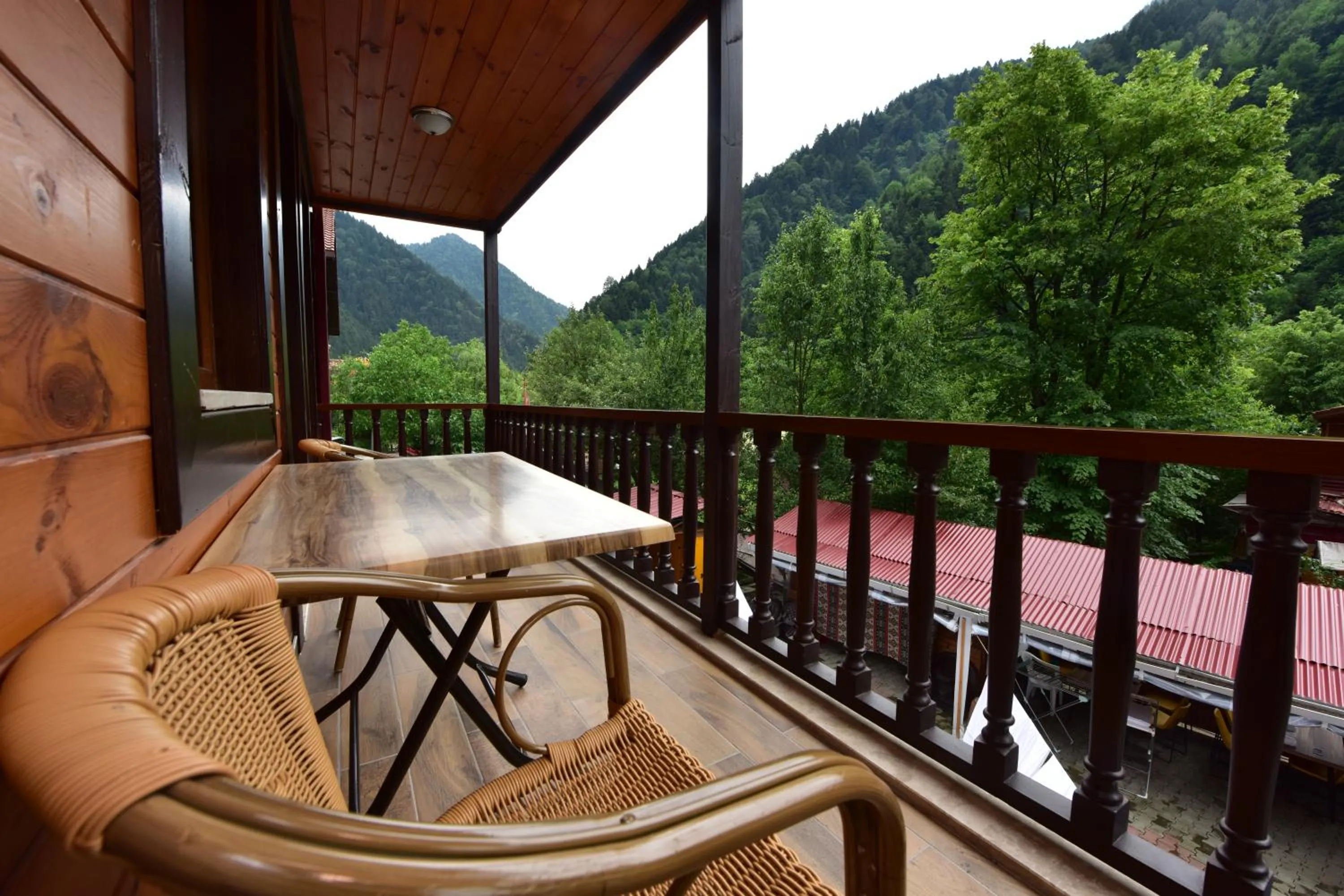 Balcony/Terrace in Hirande Uzungöl