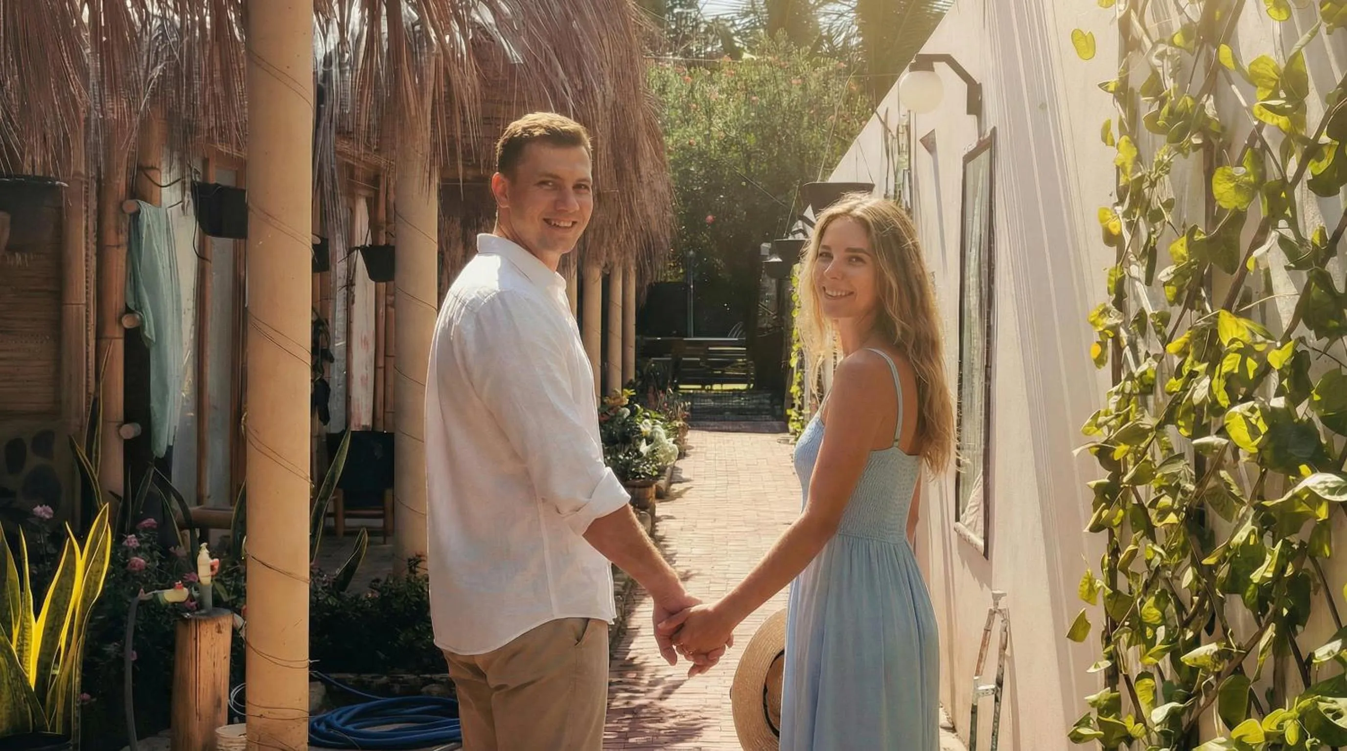 People in Puerto Bamboo