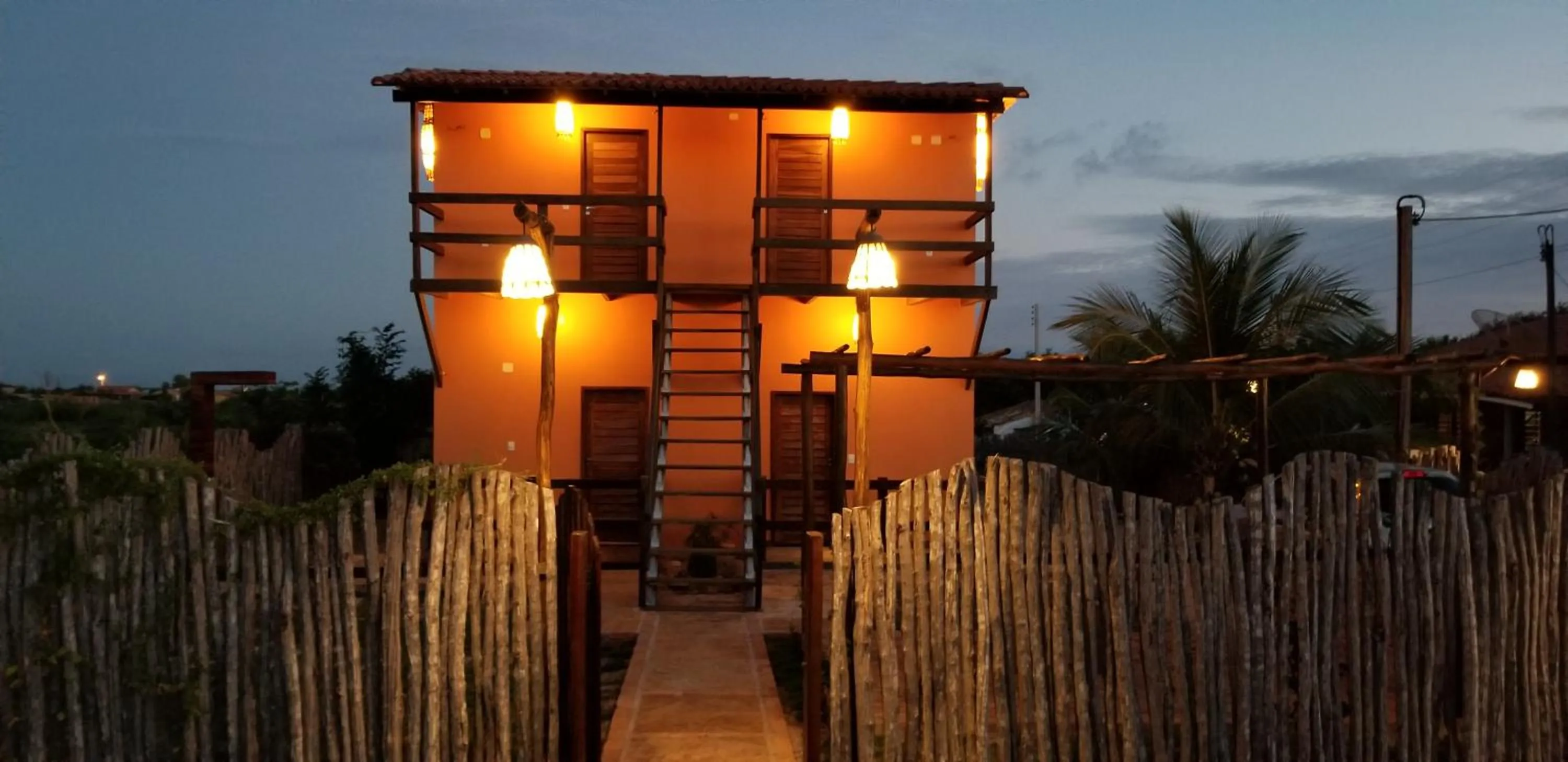 Property building in PKL - Pousada Kite Life