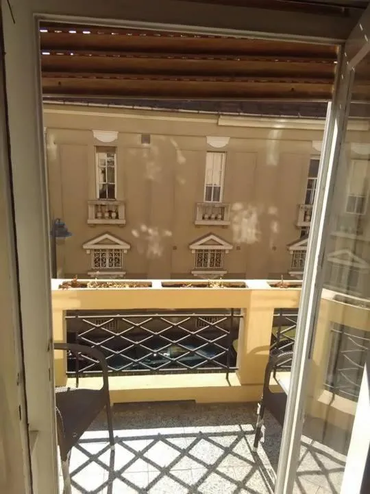 Keleti Károly apartmant