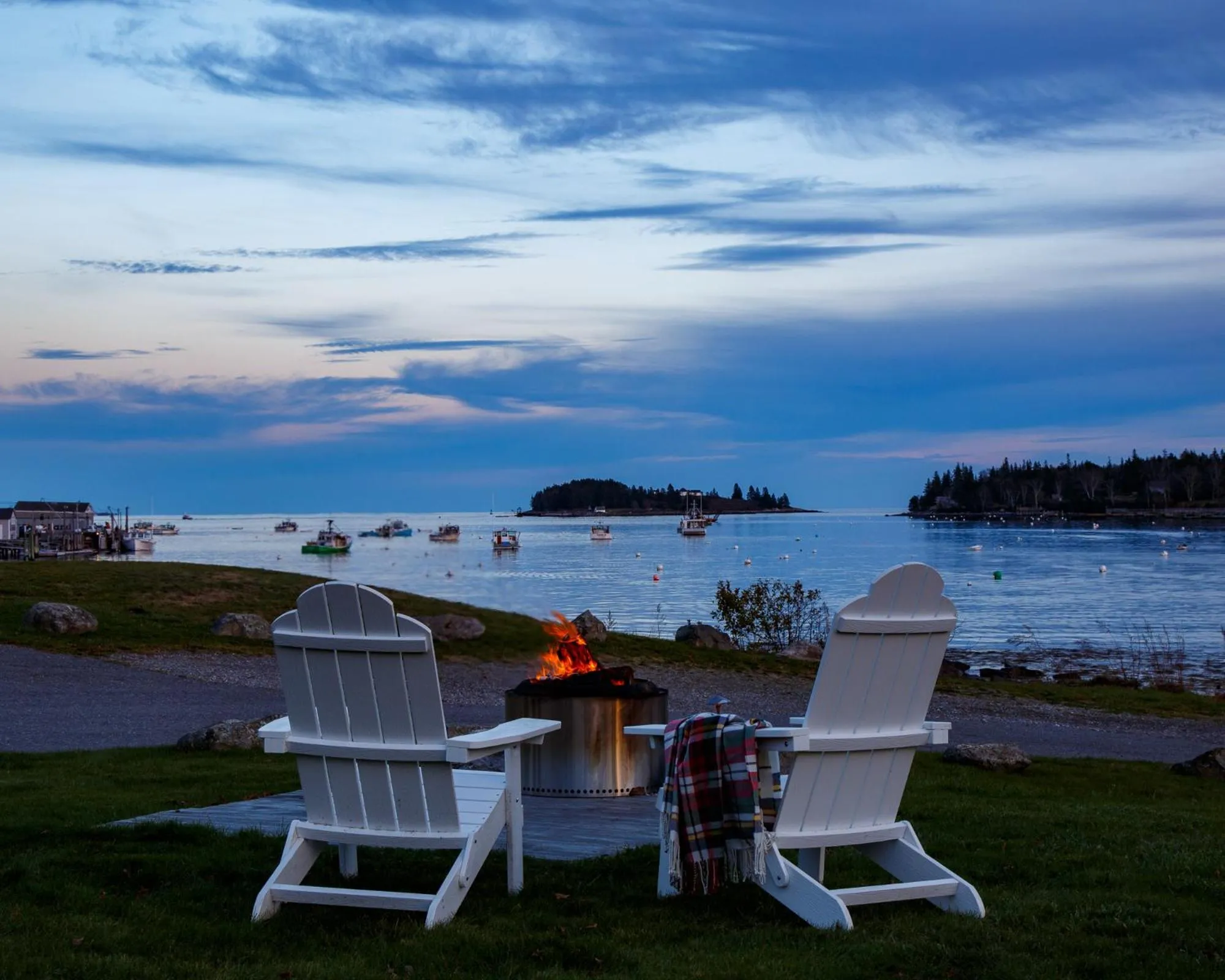 Sea view in East Wind Inn & Suites