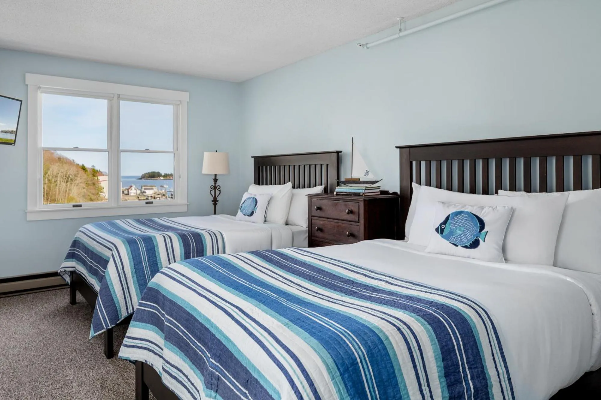 Photo of the whole room in East Wind Inn & Suites