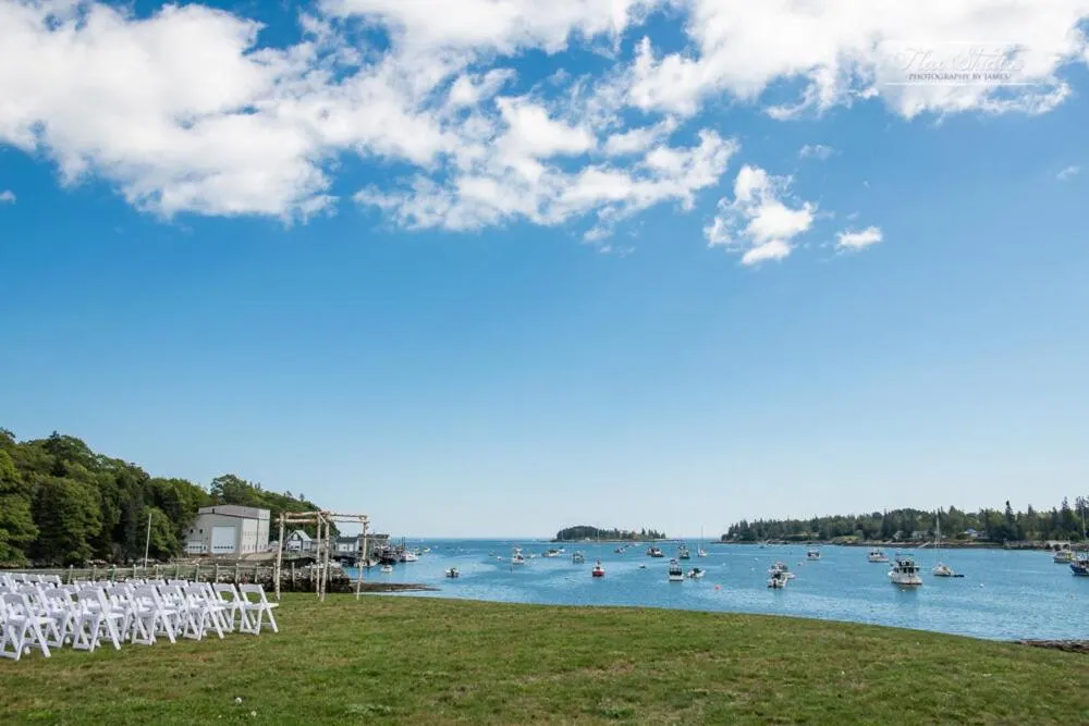 wedding in East Wind Inn & Suites