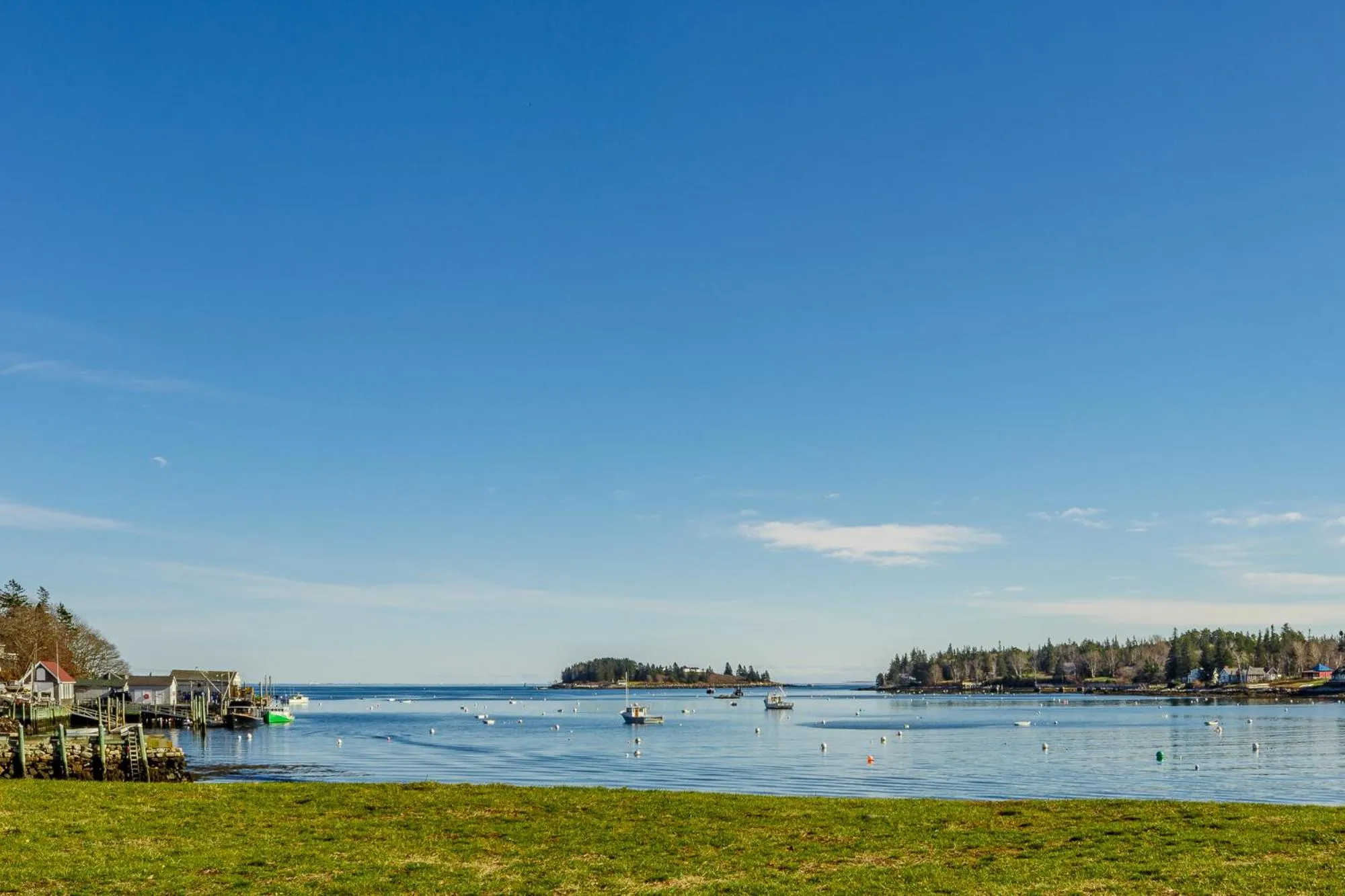 Natural landscape in East Wind Inn & Suites
