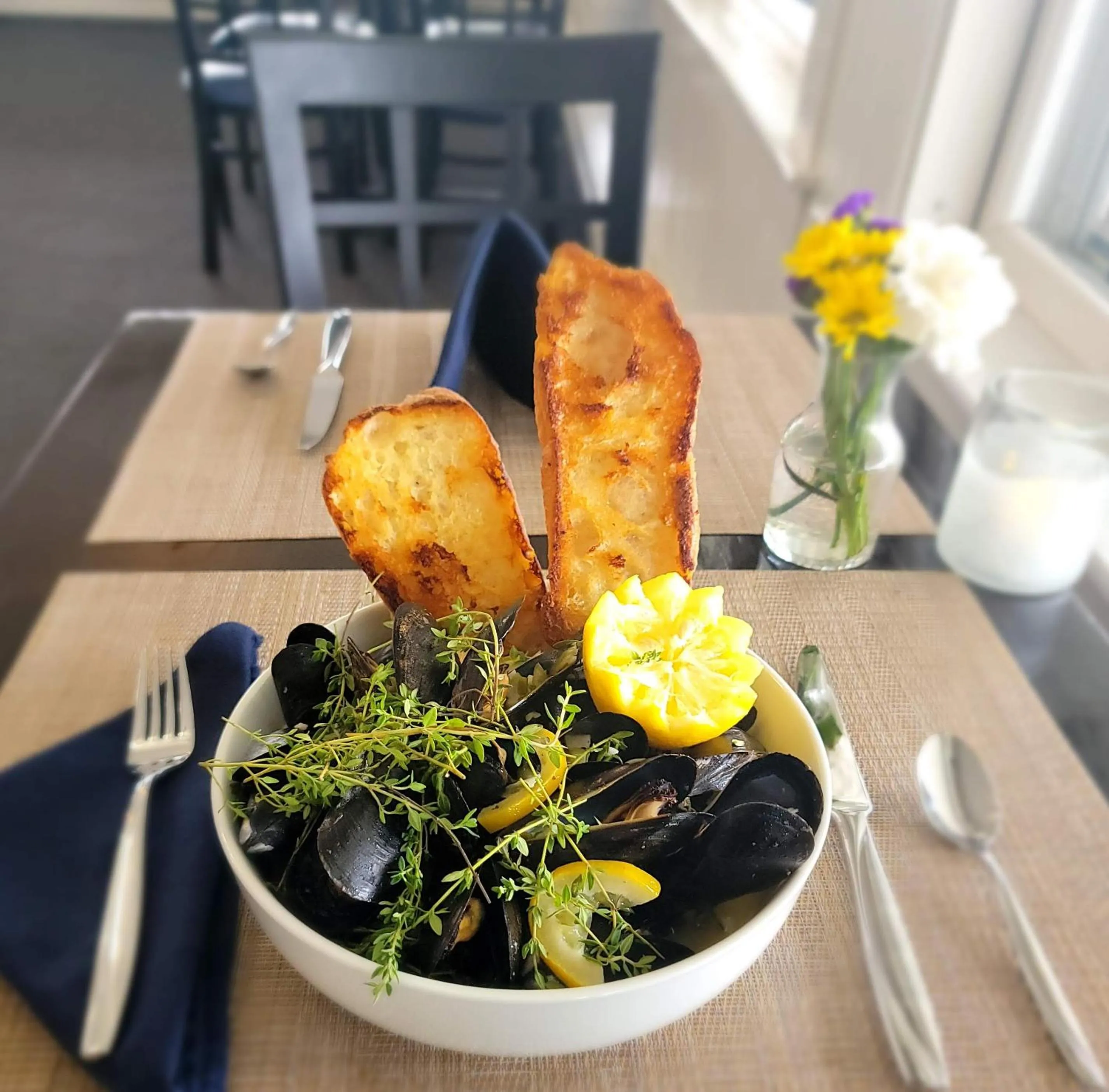 Dinner in East Wind Inn & Suites