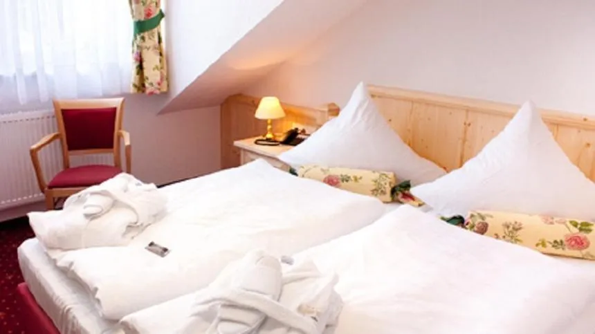 Decorative detail, Bed in Elbhotel Bad Schandau