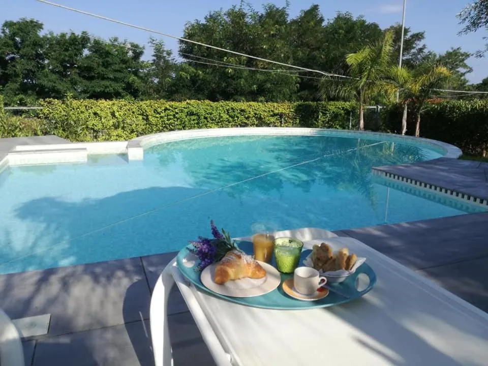 Swimming pool in Le Vele