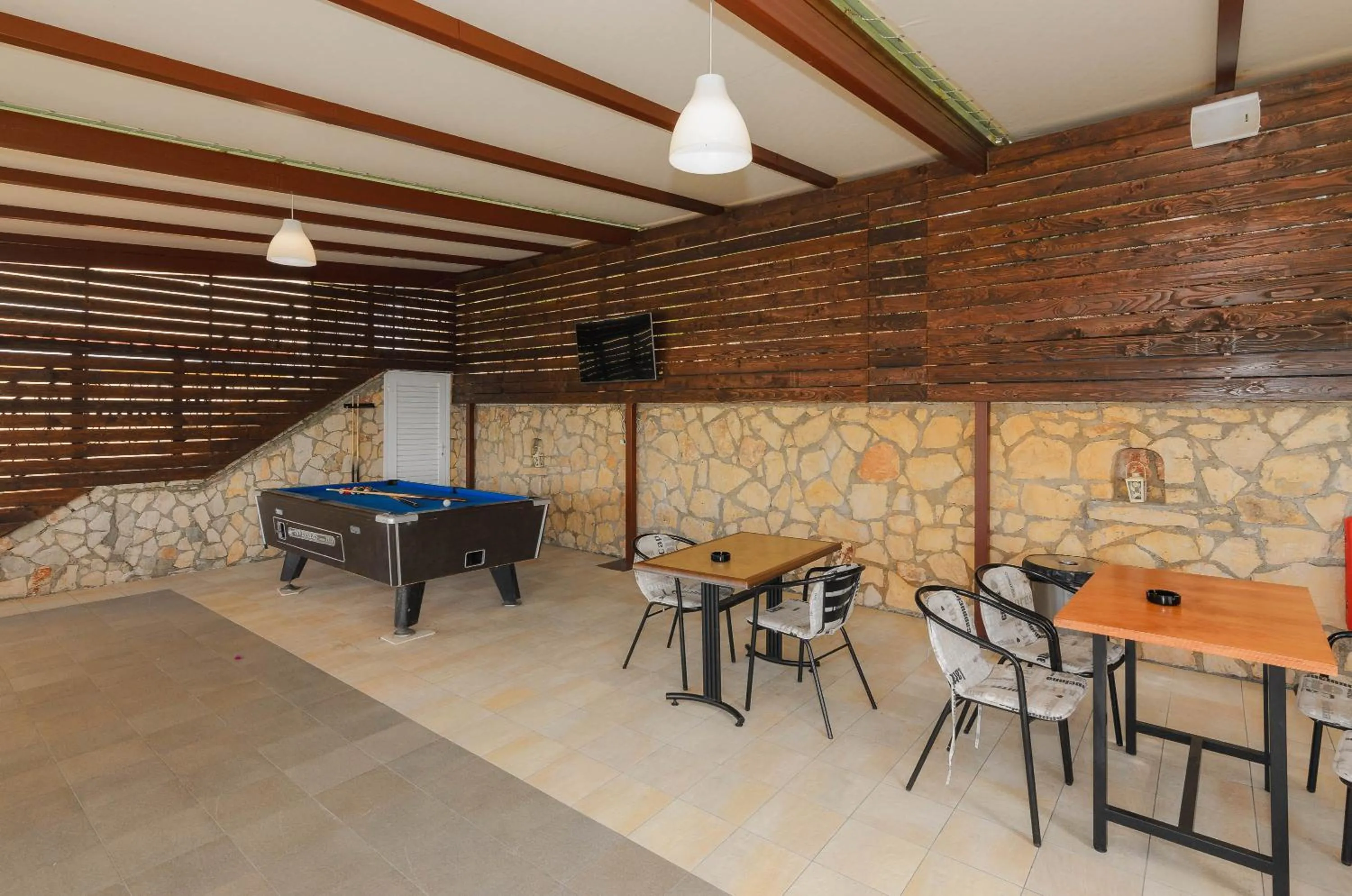 Billiard in Zante Palace