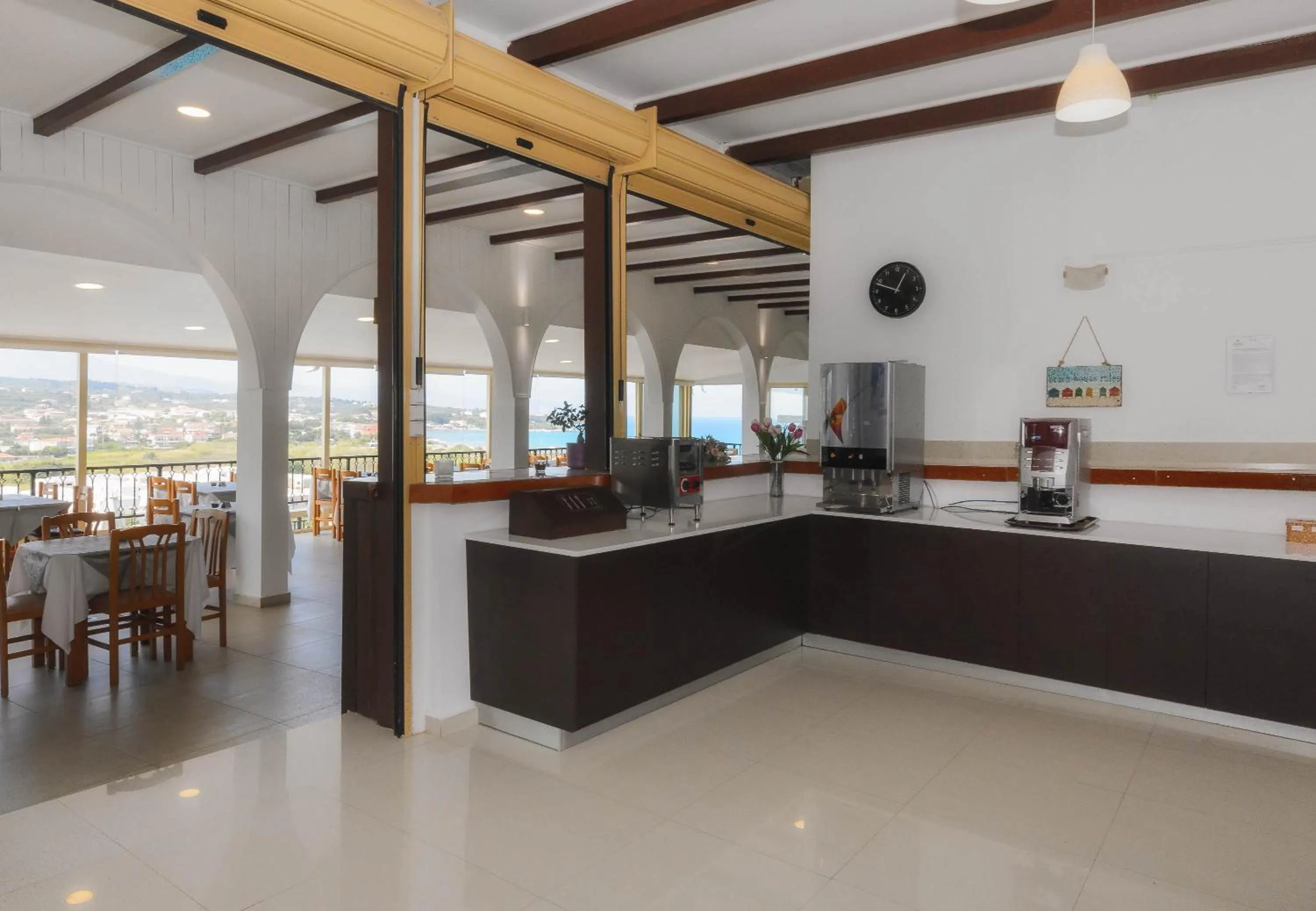 Buffet breakfast in Zante Palace